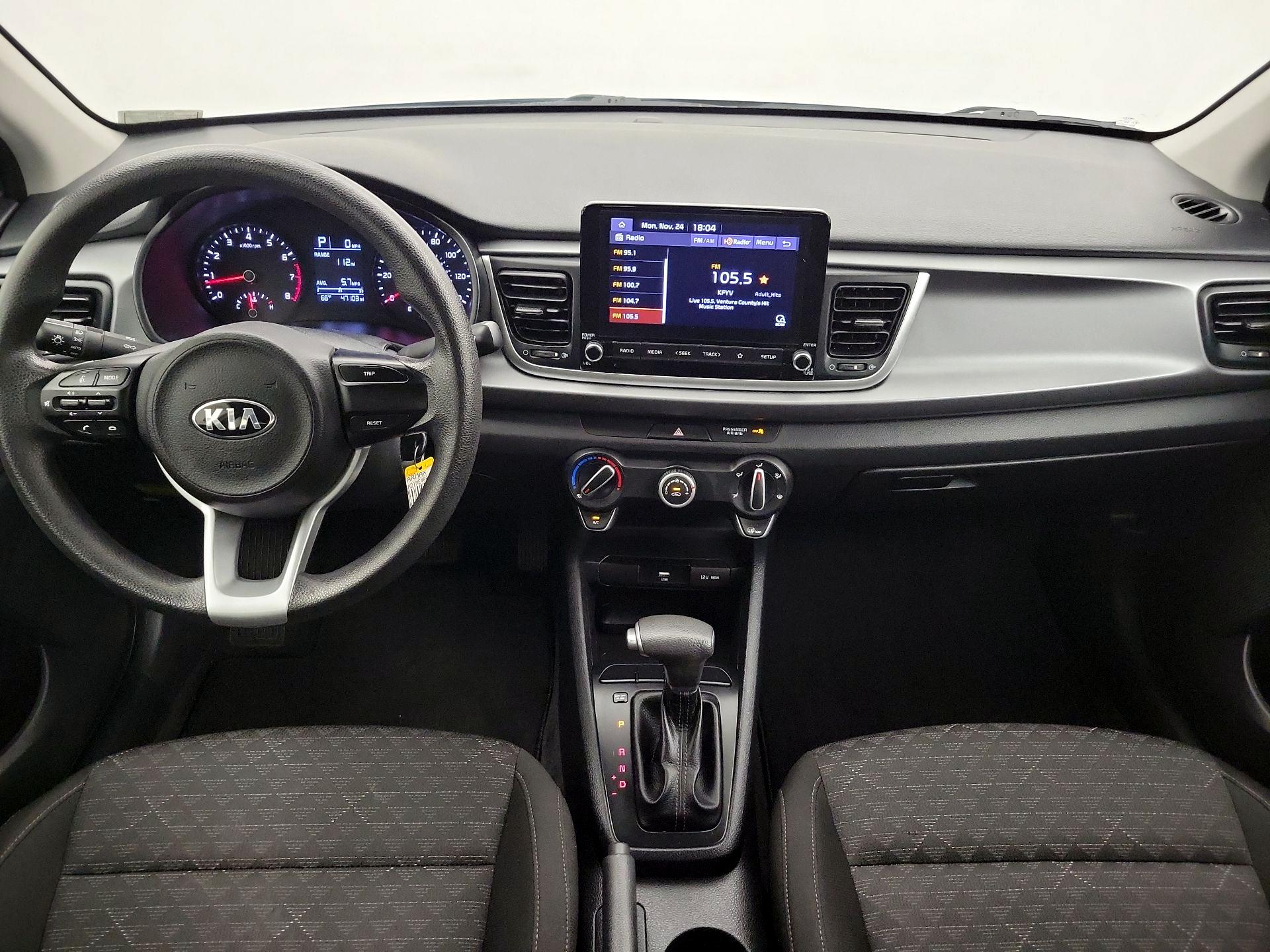 Thumbnail: 2021 Kia Rio - 9