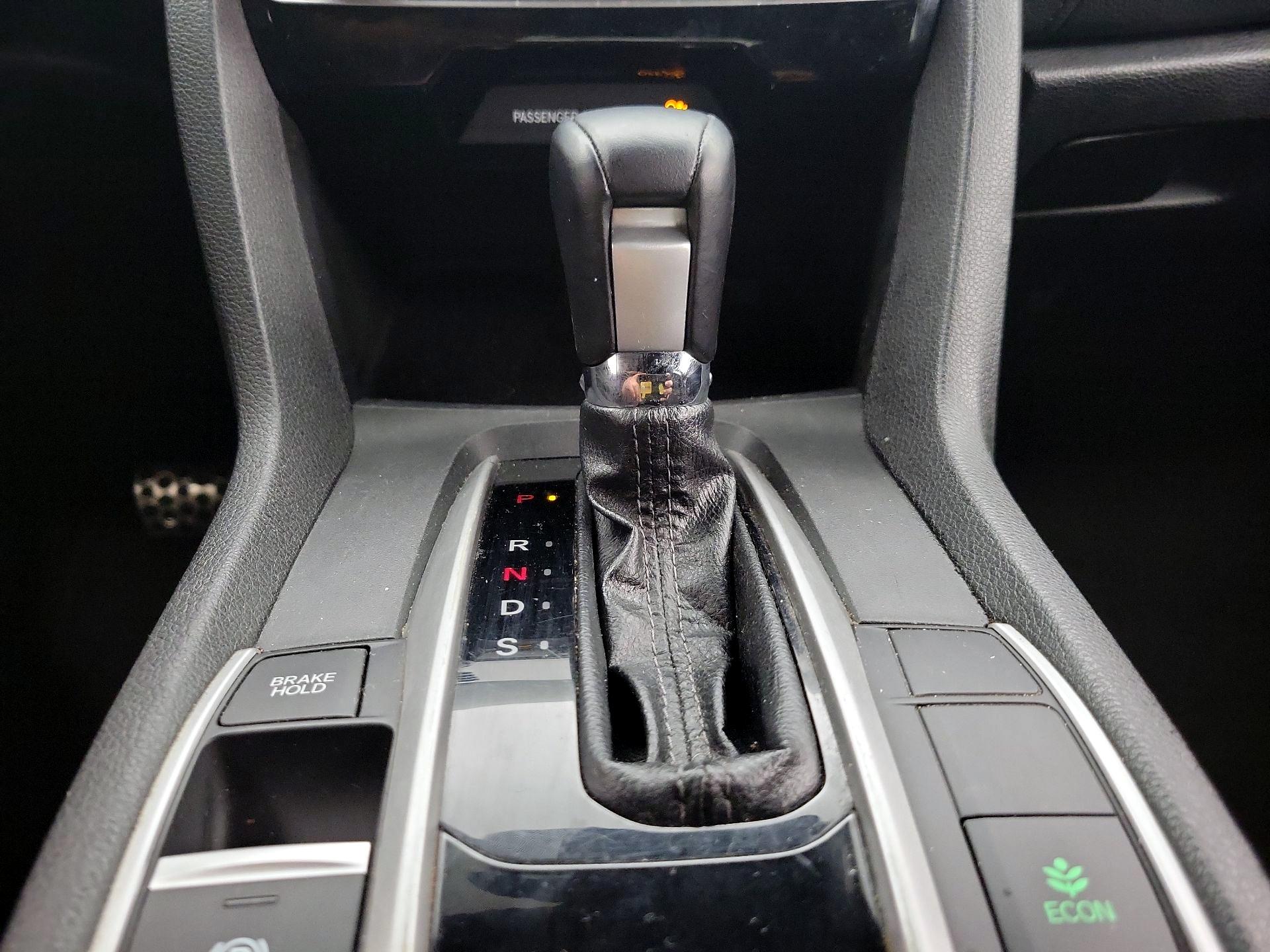 Thumbnail: 2019 Honda Civic - 17