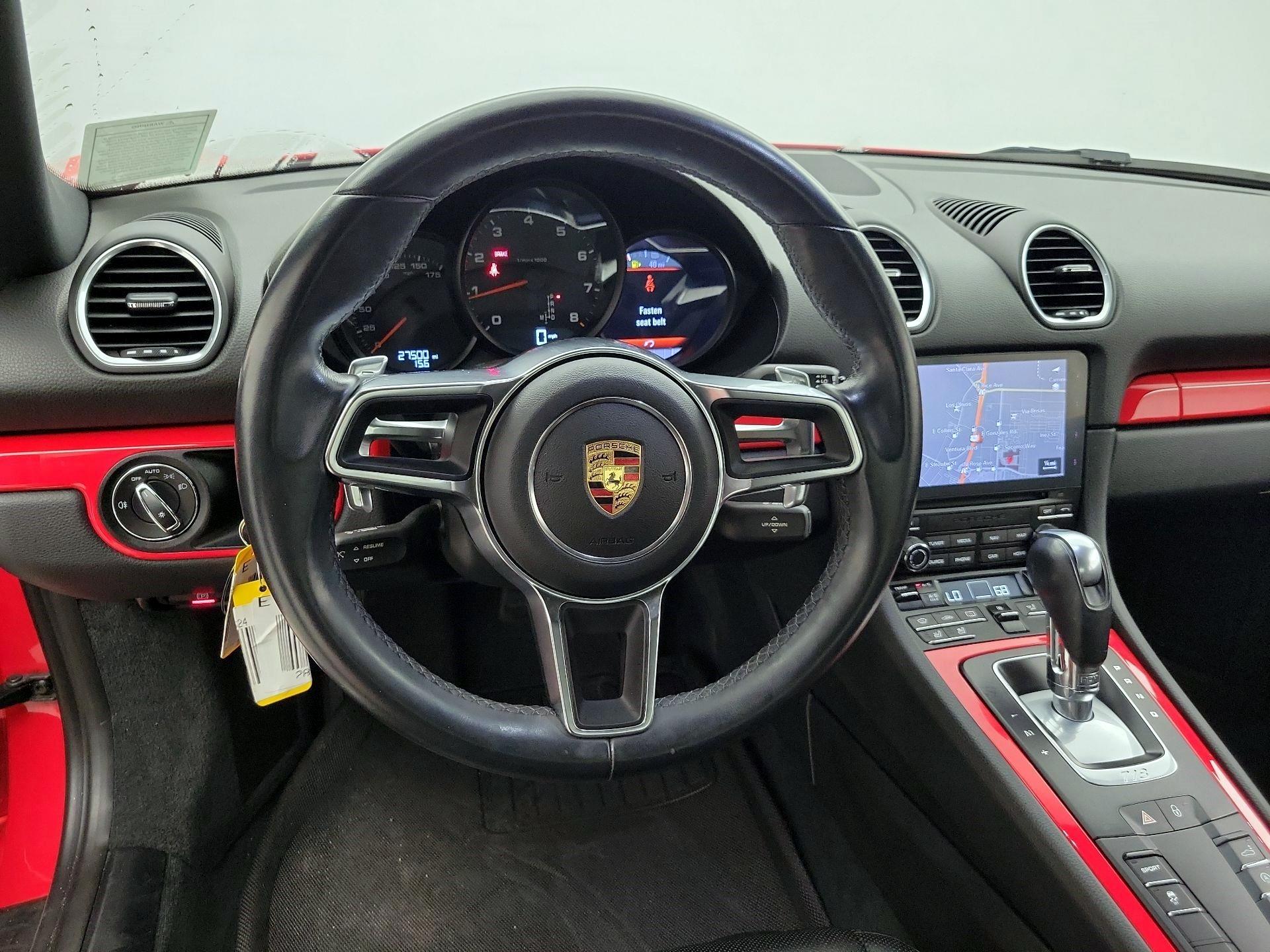 Thumbnail: 2018 Porsche 718 Cayman - 10