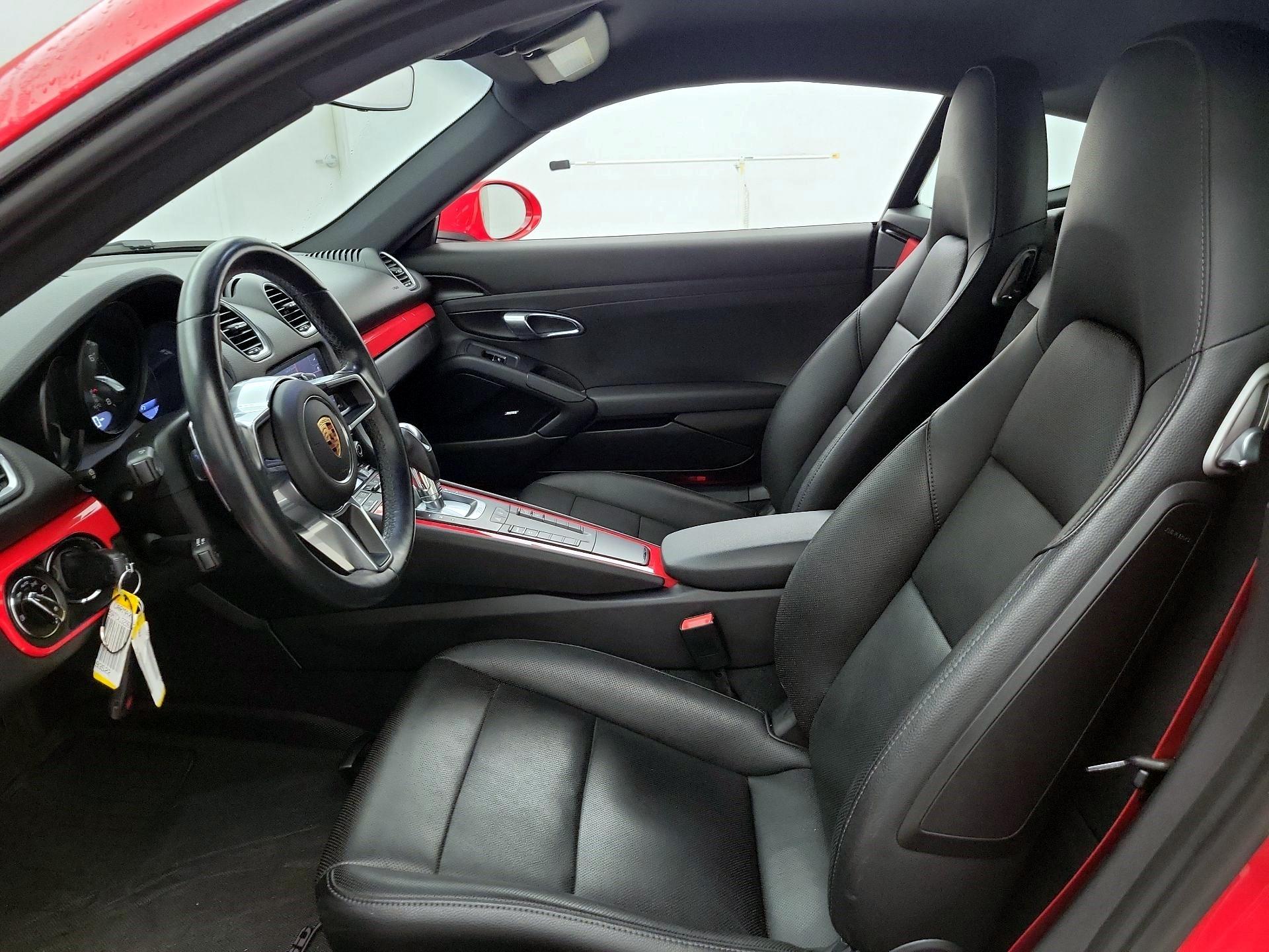 Thumbnail: 2018 Porsche 718 Cayman - 11