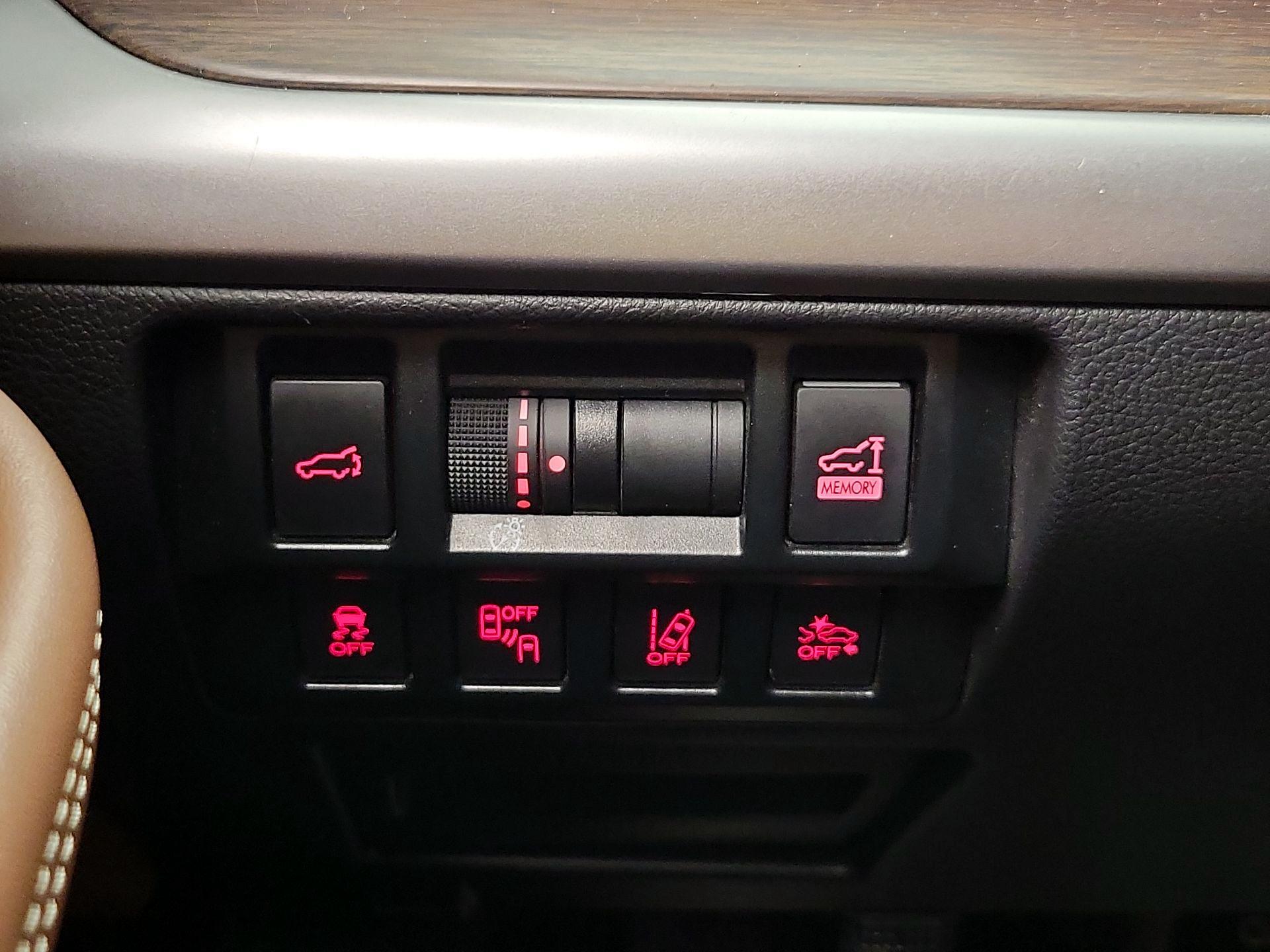 Thumbnail: 2018 Subaru Outback - 13