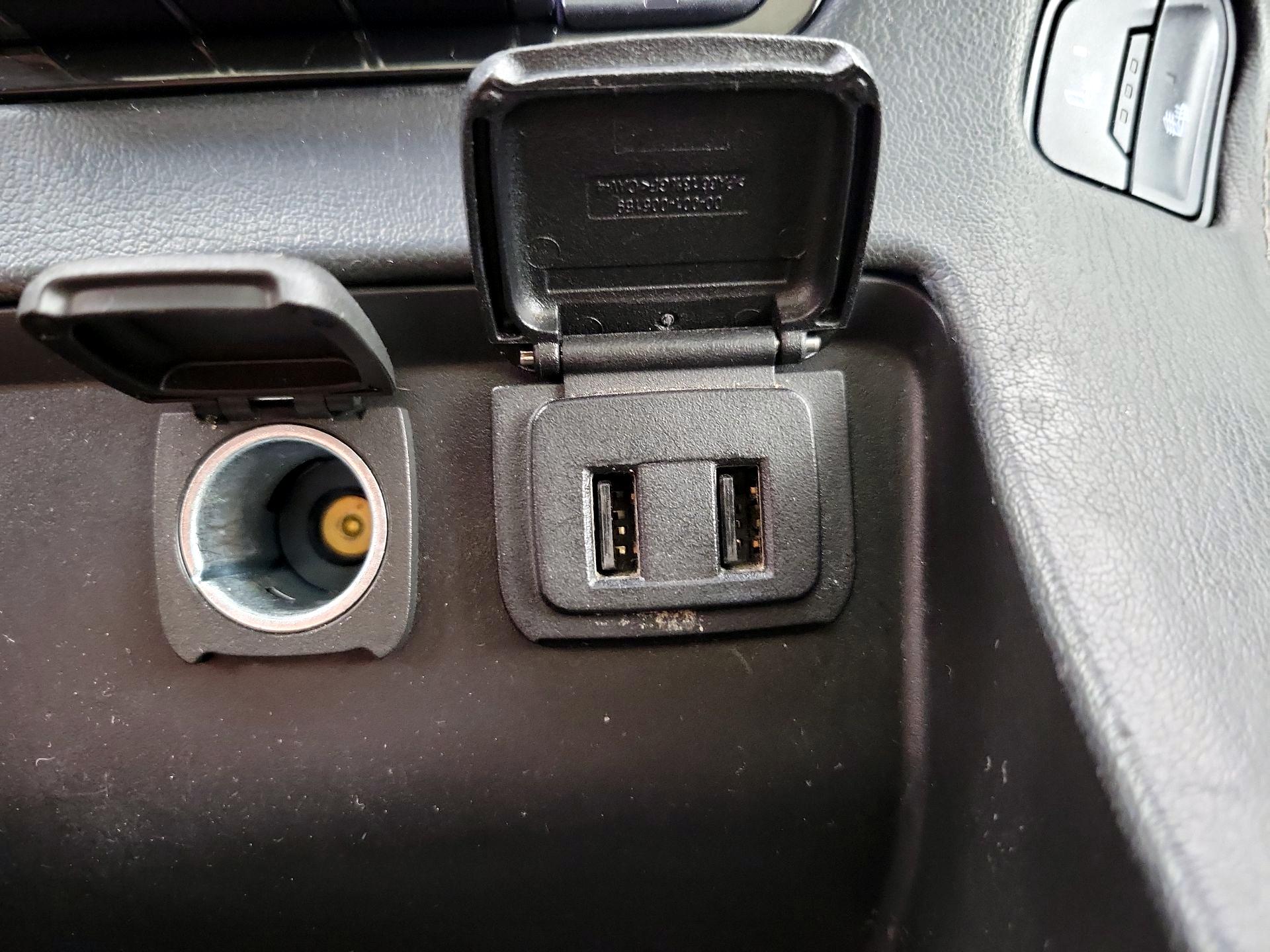 Thumbnail: 2018 Chevrolet Tahoe - 18