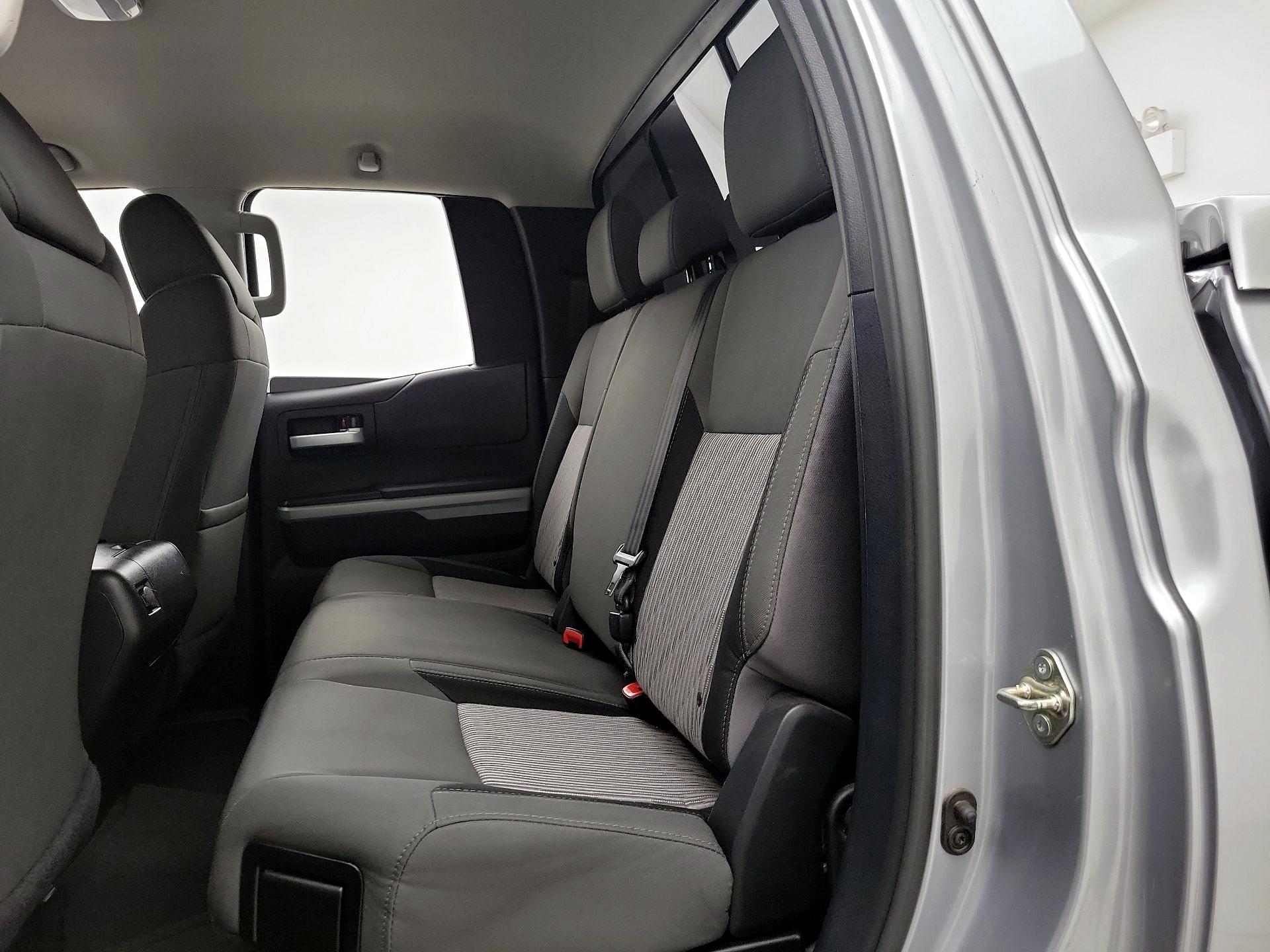 Thumbnail: 2015 Toyota Tundra - 19