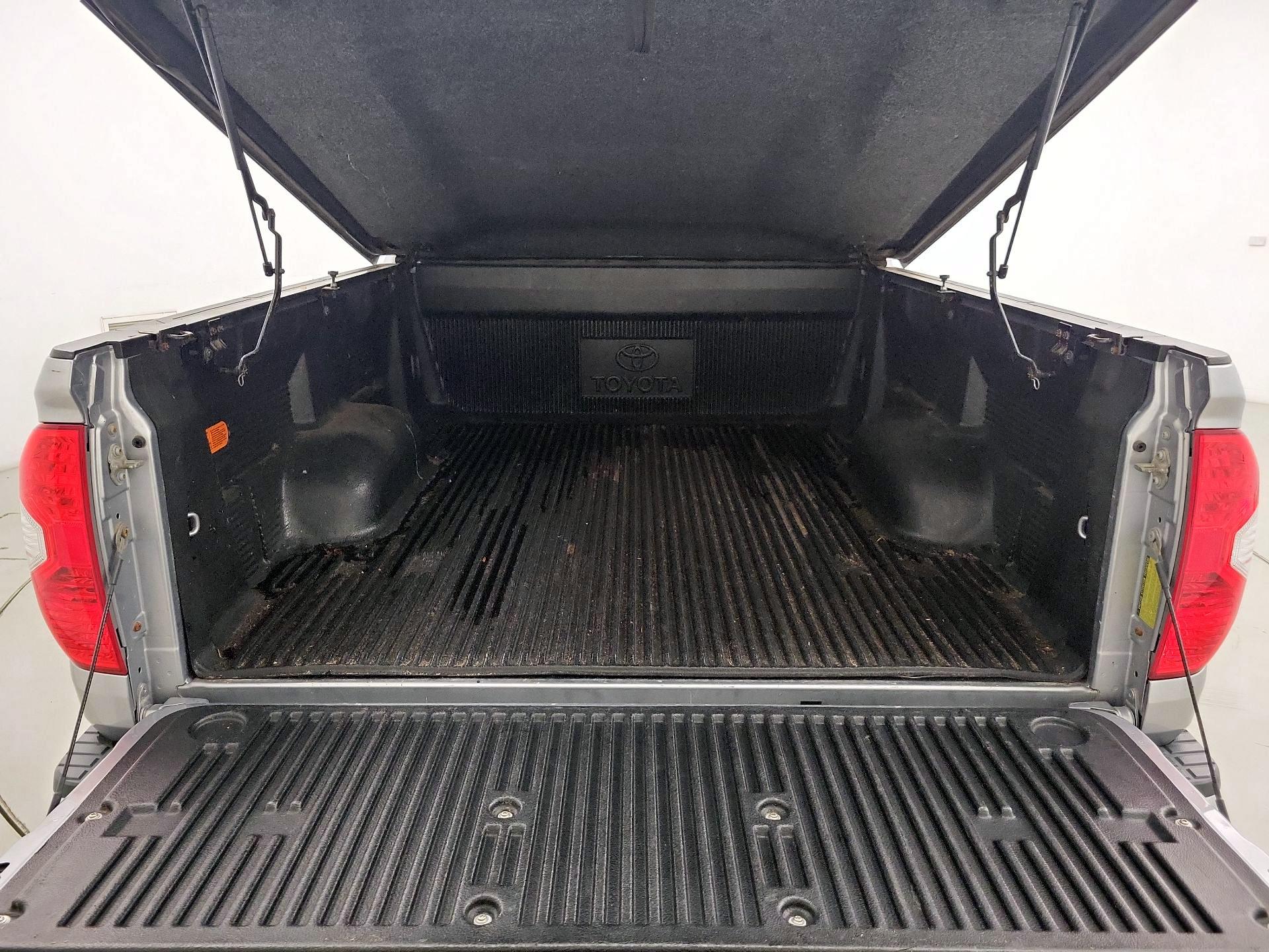 Thumbnail: 2015 Toyota Tundra - 20