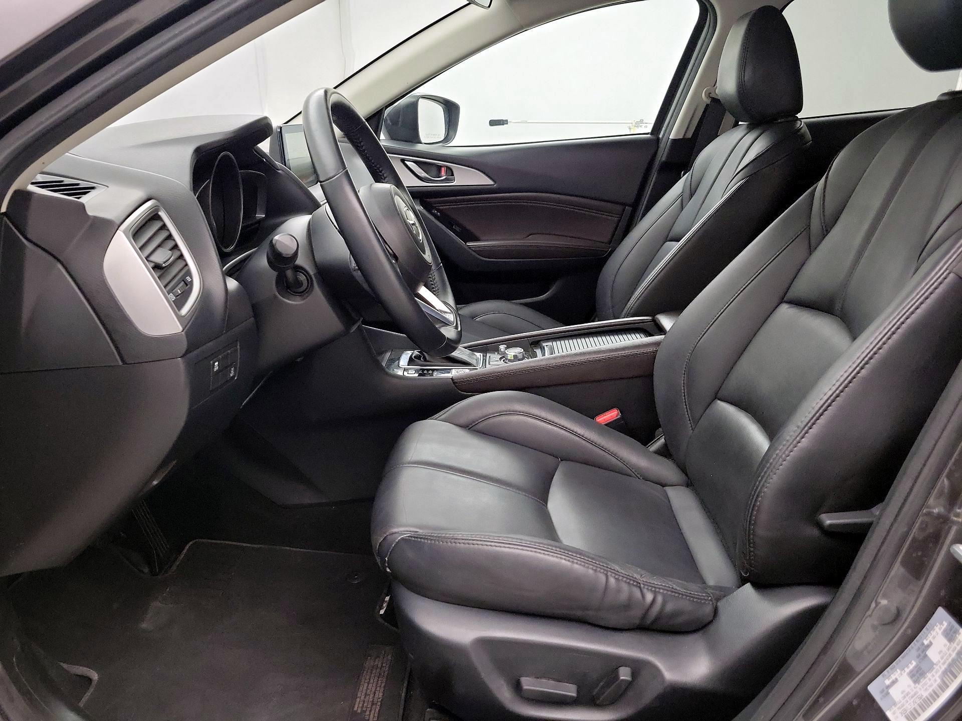 Thumbnail: 2018 Mazda Mazda3 - 11