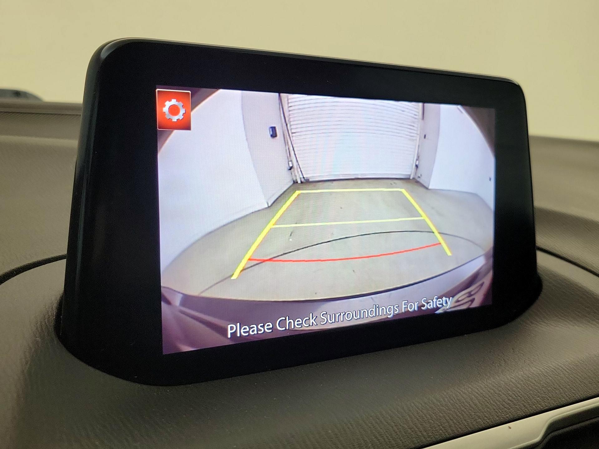 Thumbnail: 2018 Mazda Mazda3 - 14