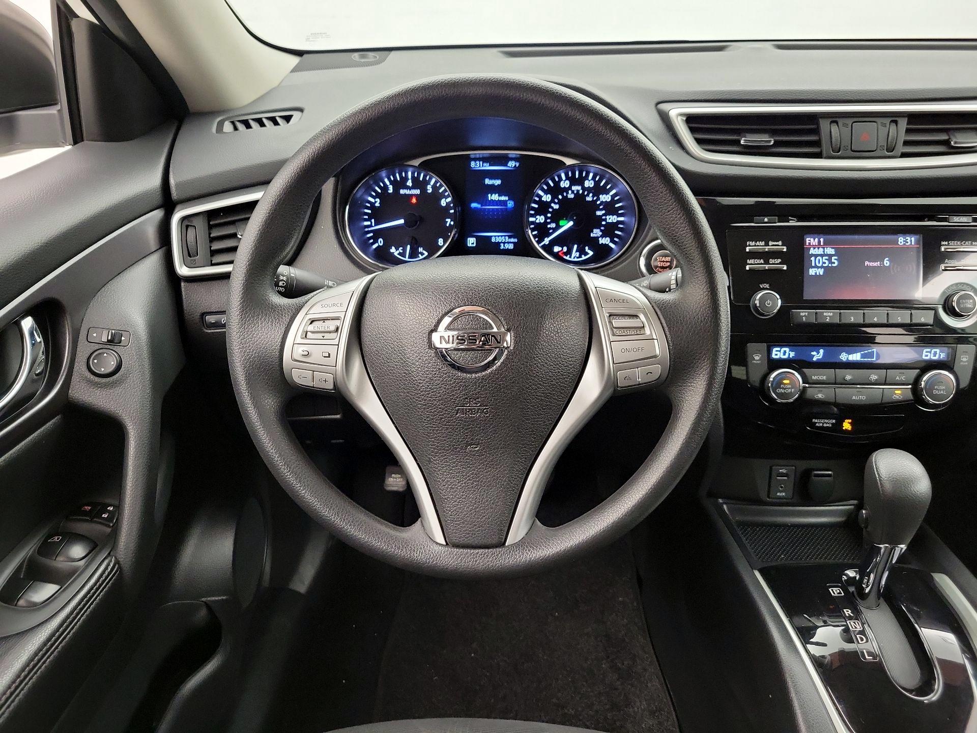 Thumbnail: 2016 Nissan Rogue - 10