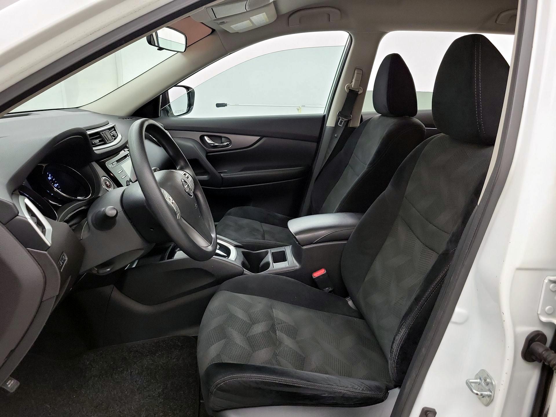 Thumbnail: 2016 Nissan Rogue - 11