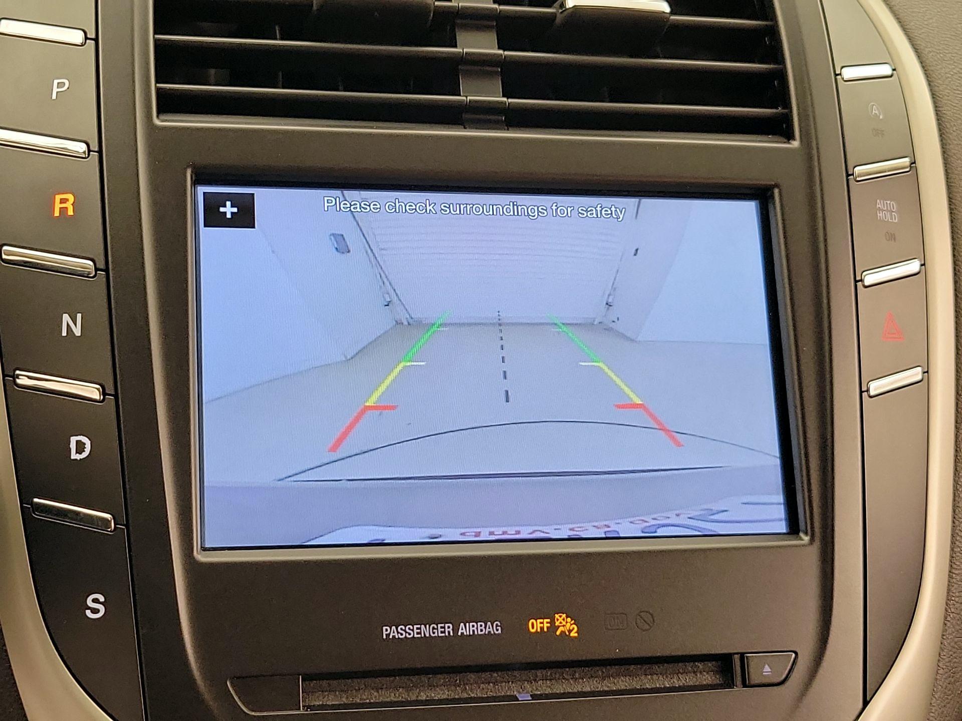 Thumbnail: 2017 Lincoln MKC - 15