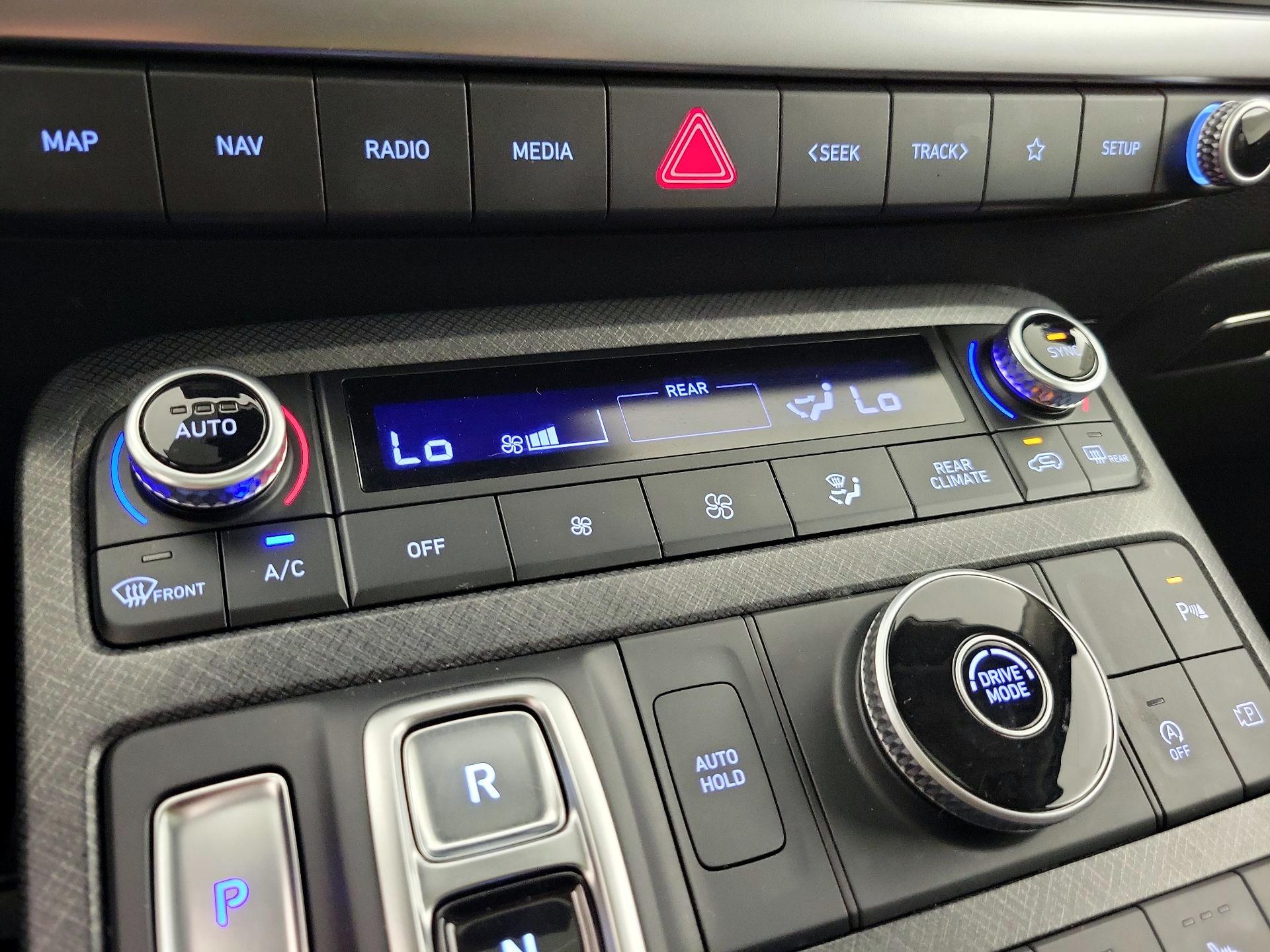 Thumbnail: 2024 Hyundai Palisade - 17