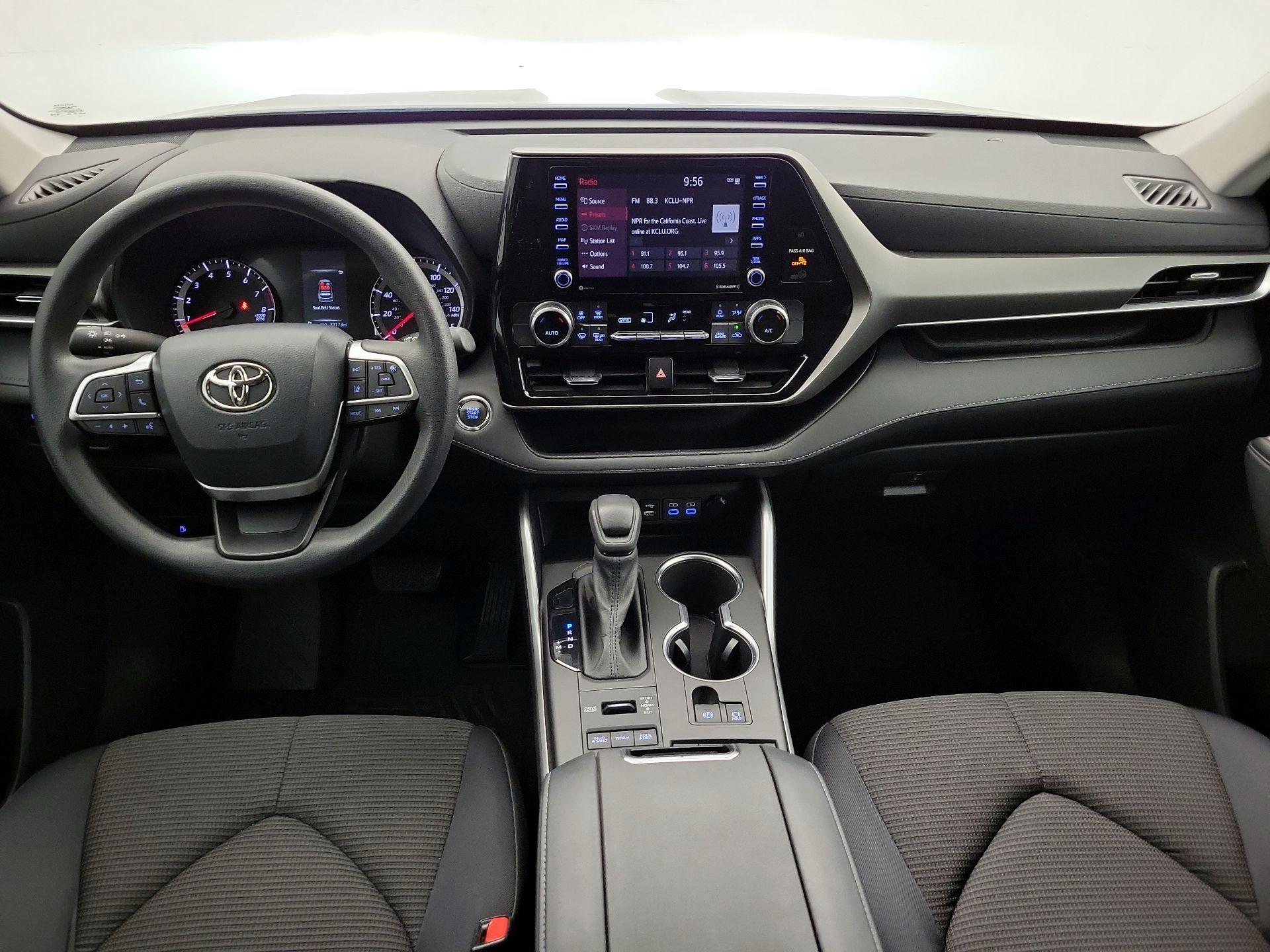 Thumbnail: 2022 Toyota Highlander - 9