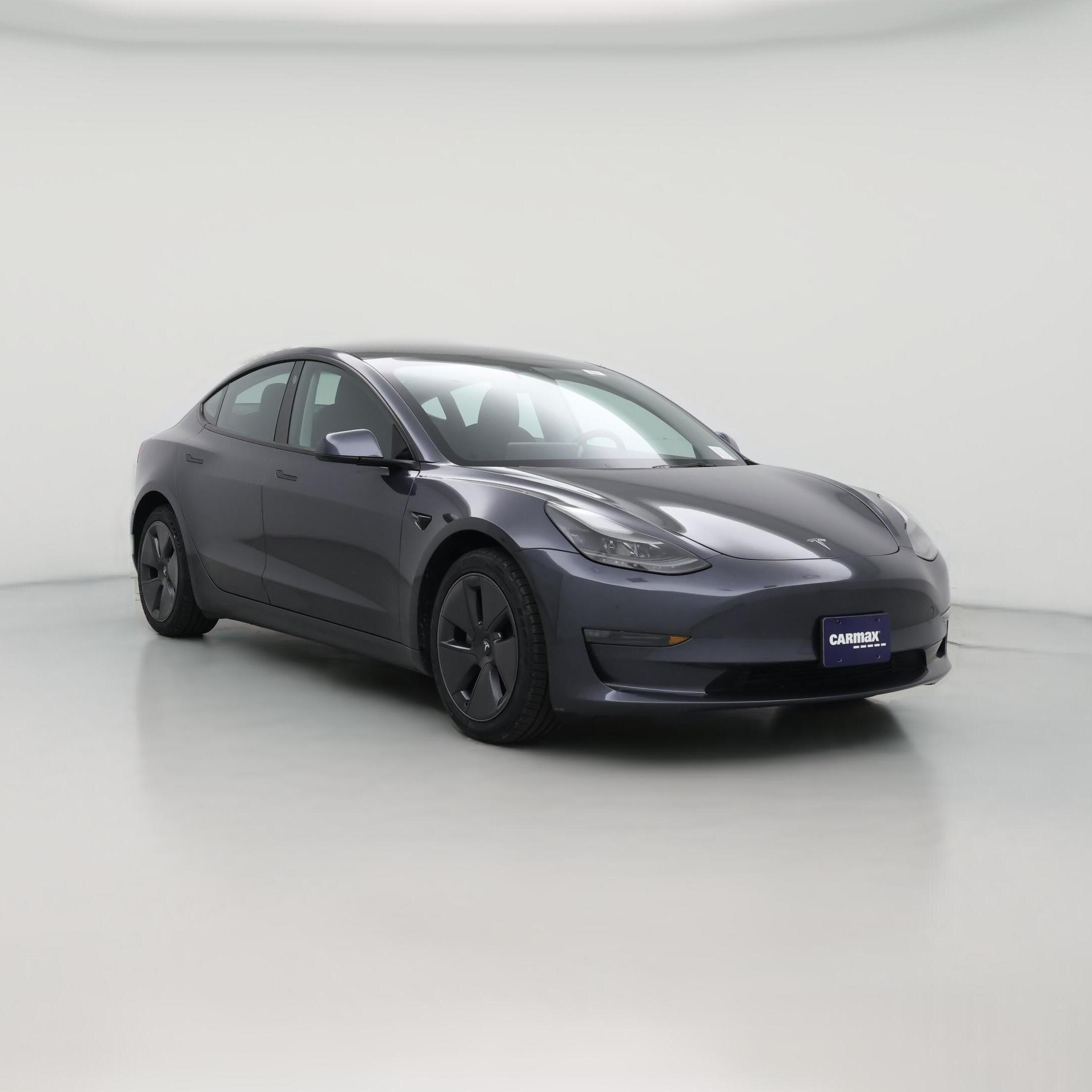 Thumbnail: 2023 Tesla Model 3 - 1