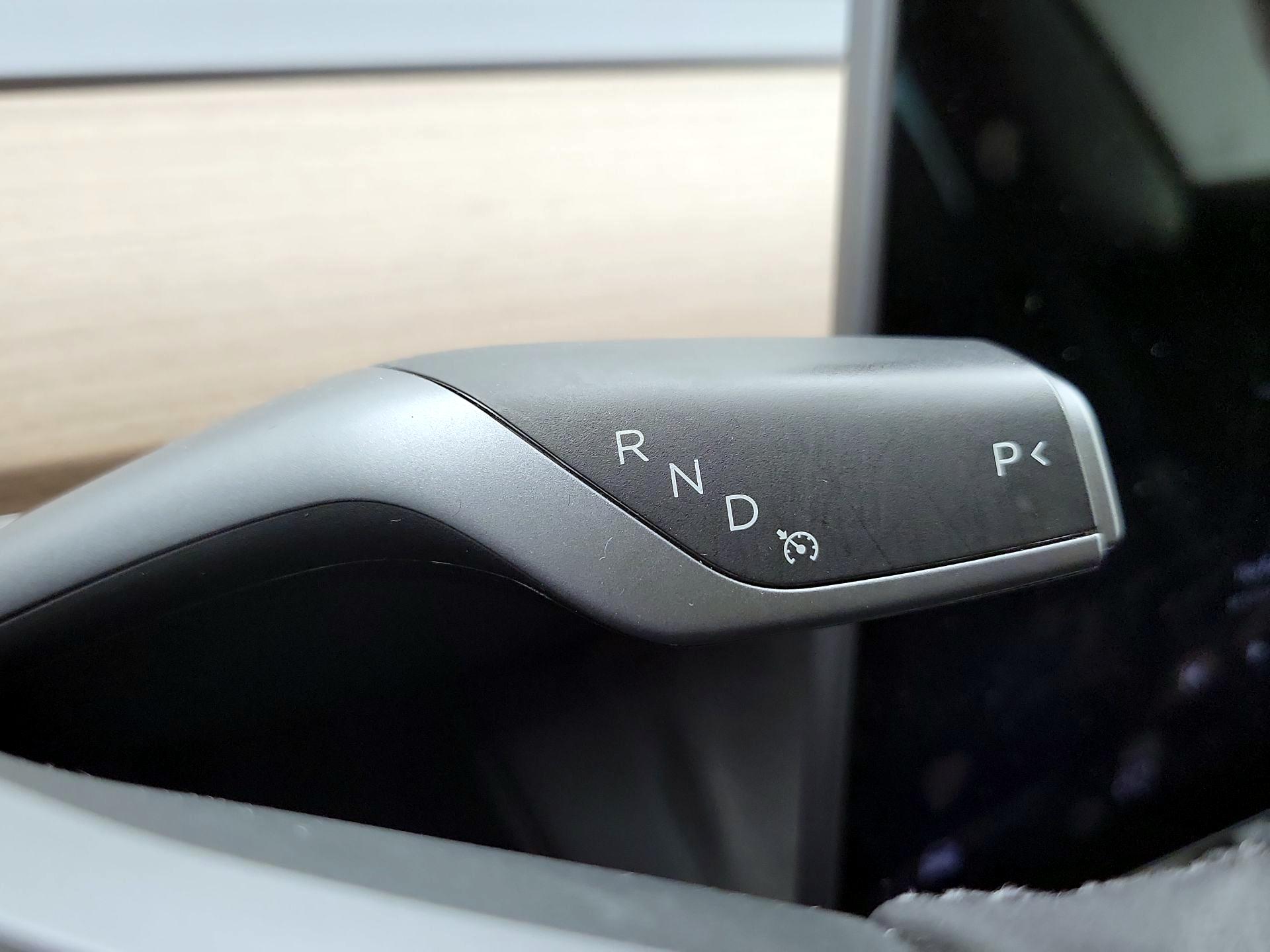 Thumbnail: 2023 Tesla Model 3 - 17