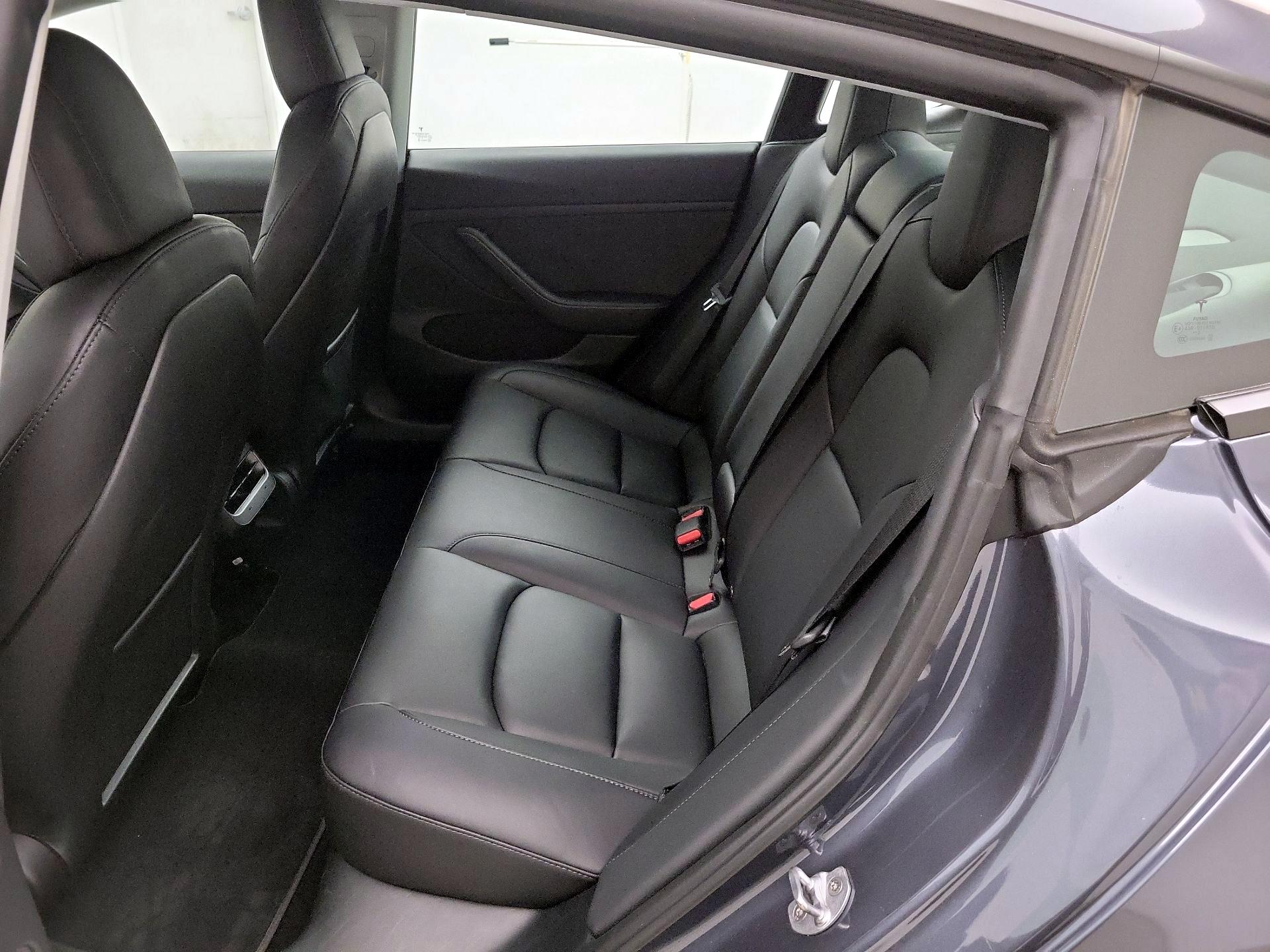 Thumbnail: 2023 Tesla Model 3 - 20