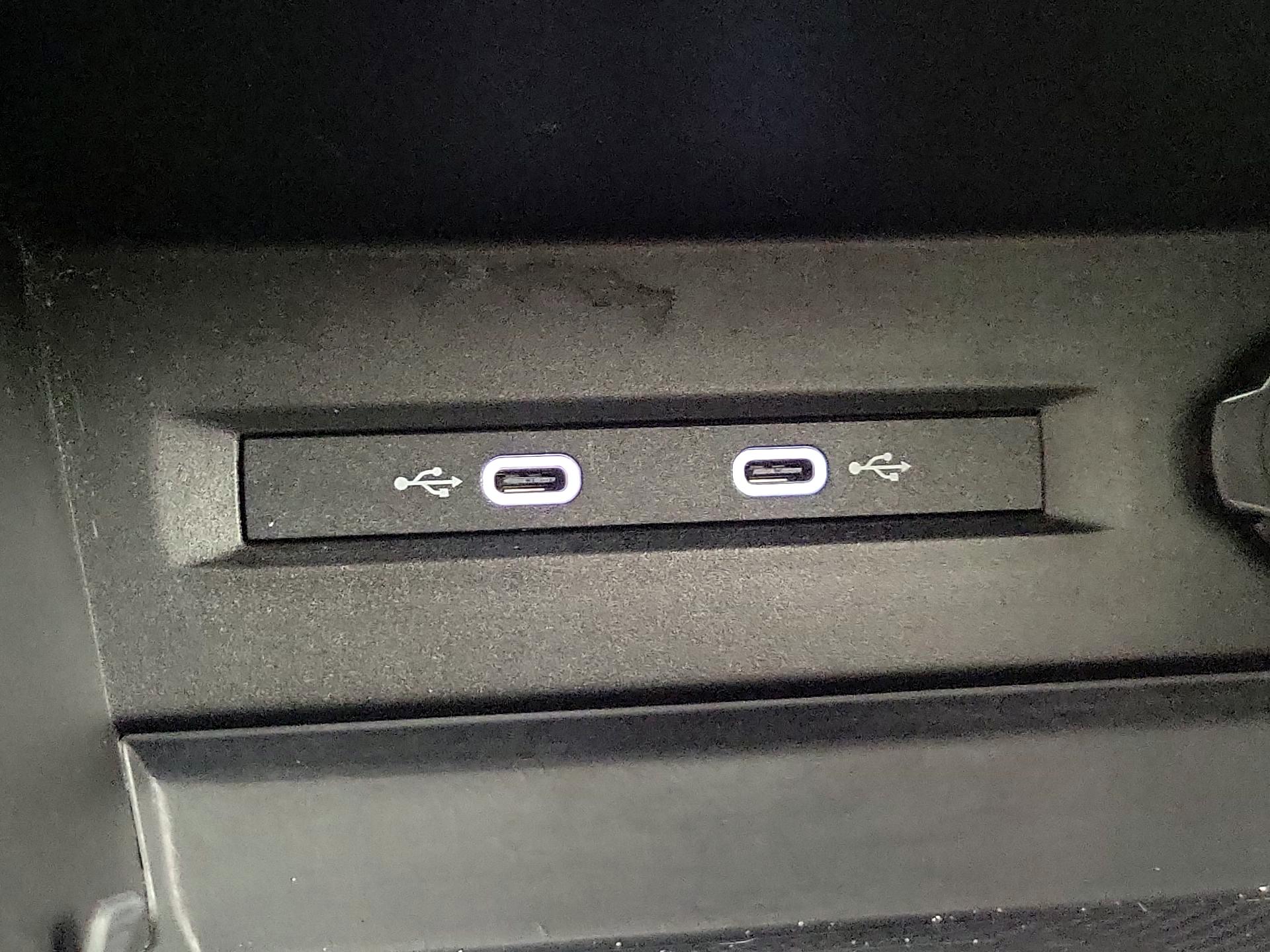 Thumbnail: 2022 Volkswagen Taos - 18