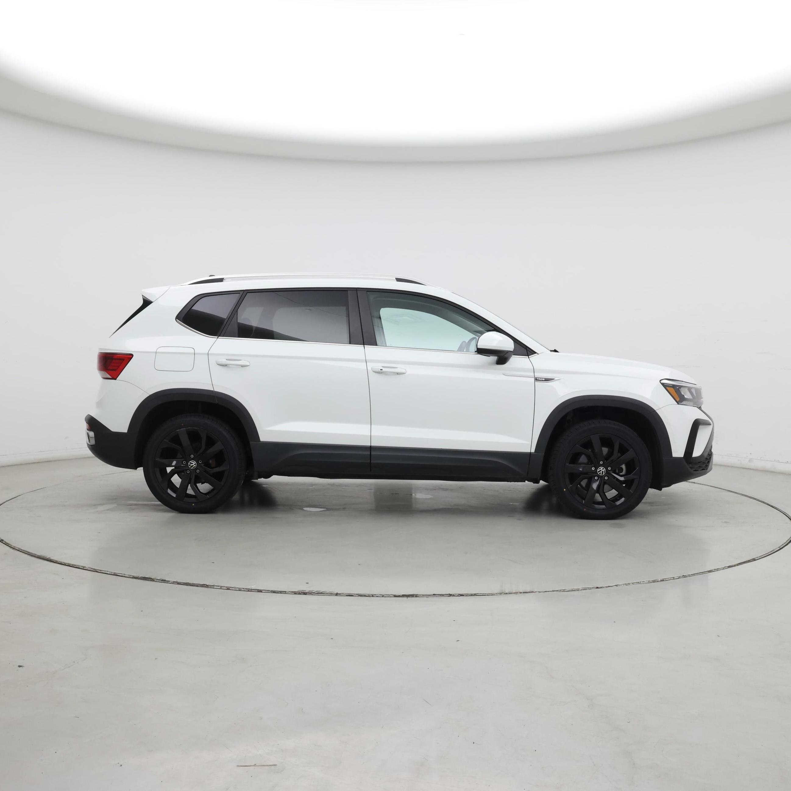 Thumbnail: 2022 Volkswagen Taos - 7