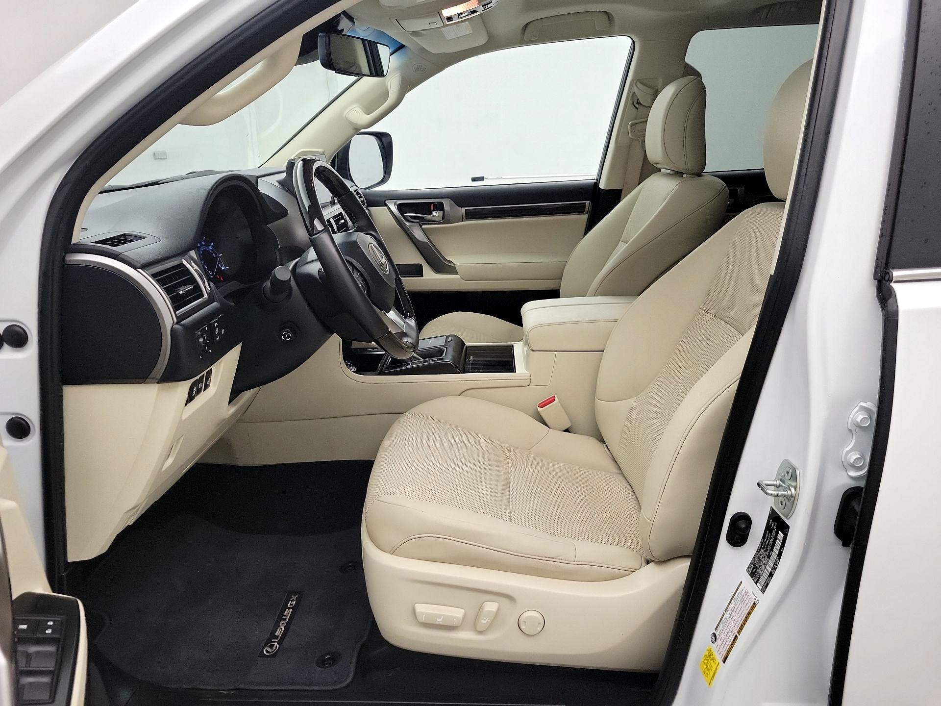 Thumbnail: 2023 Lexus GX - 11