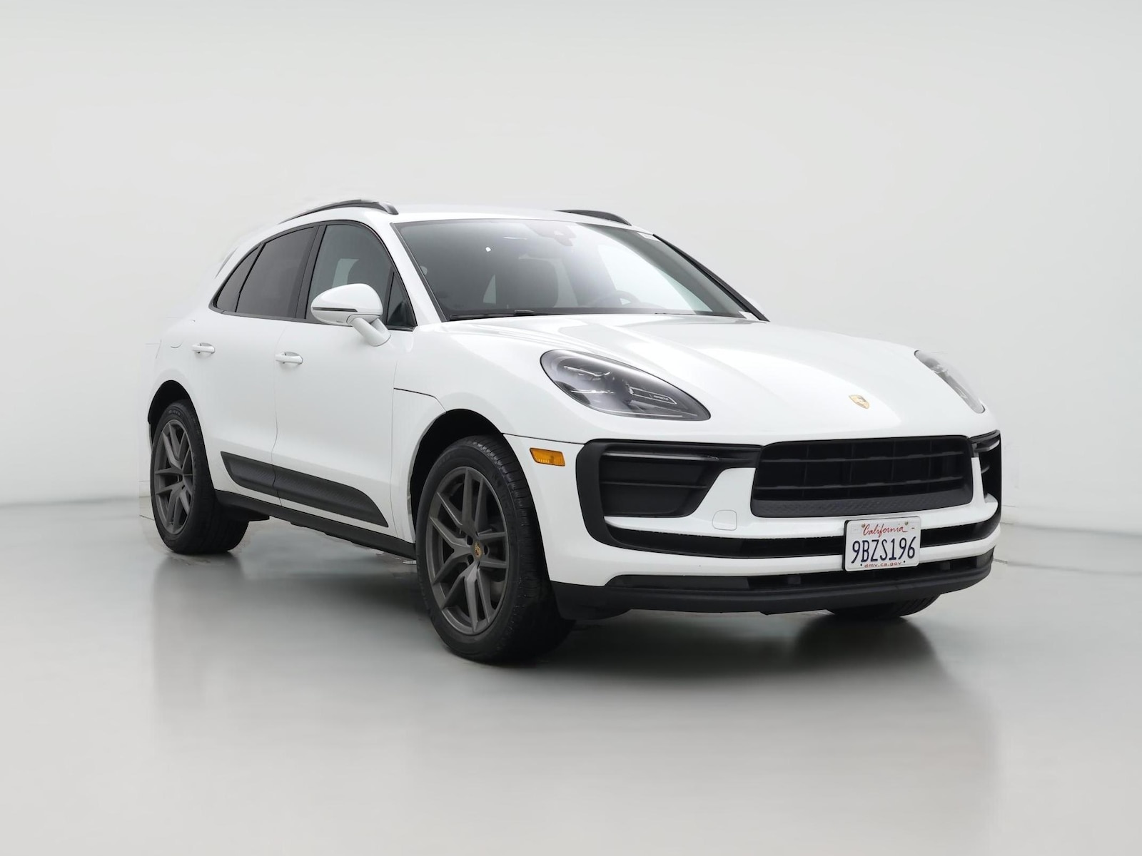 2022 Porsche Macan Base