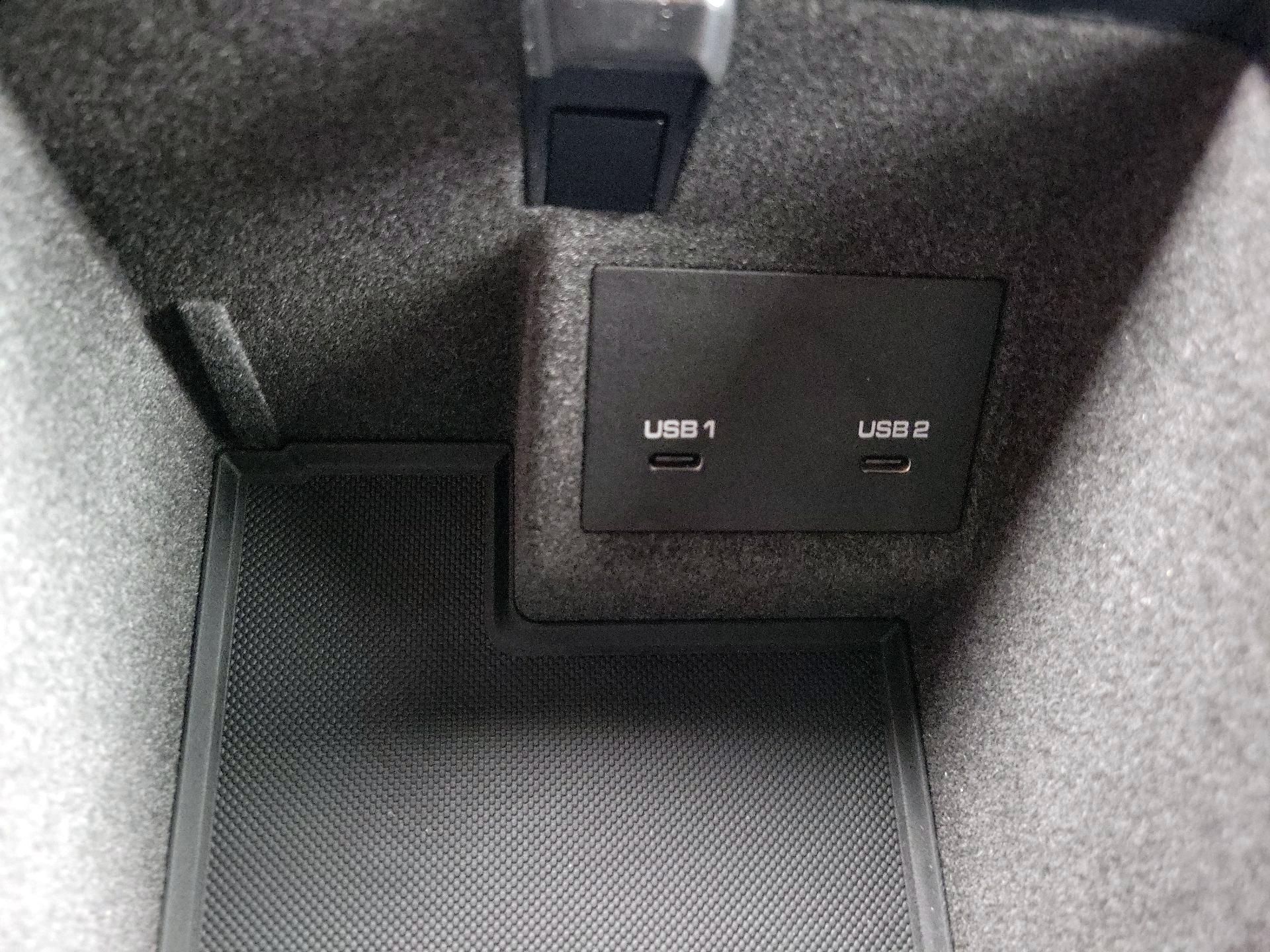 Thumbnail: 2022 Porsche Macan - 19