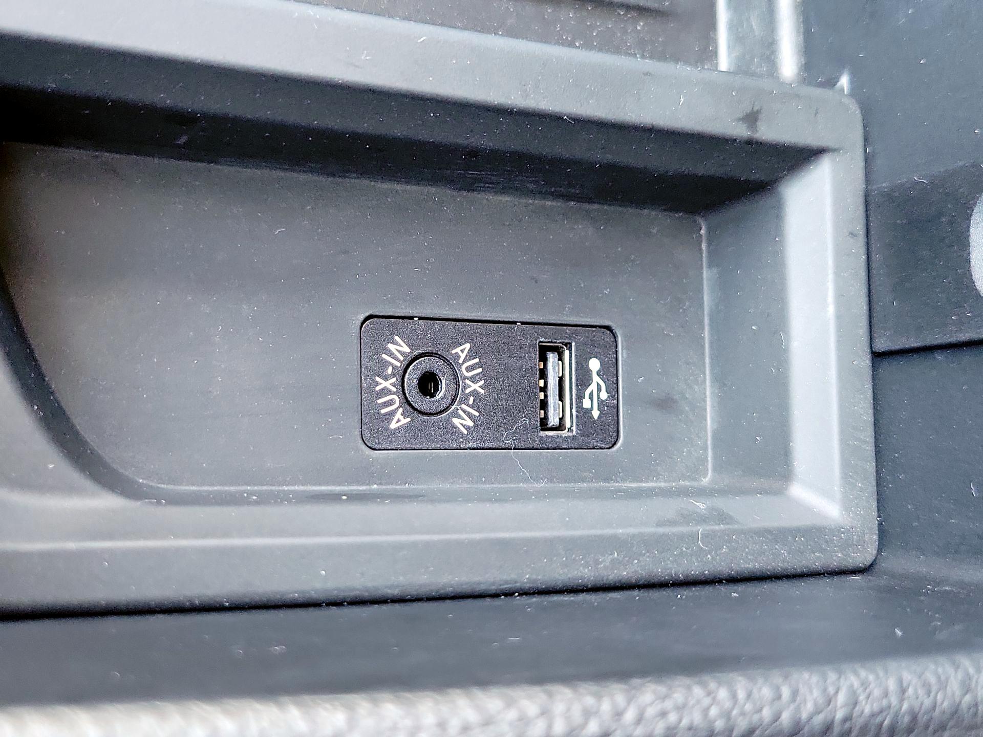 Thumbnail: 2016 BMW 3 Series - 18