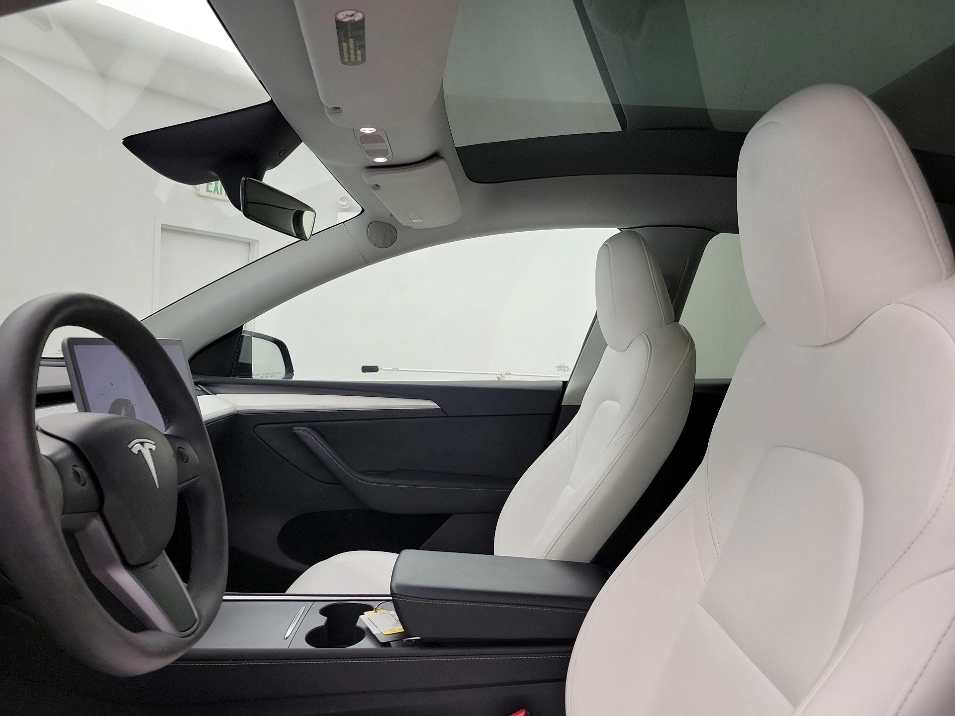 Thumbnail: 2024 Tesla Model Y - 19