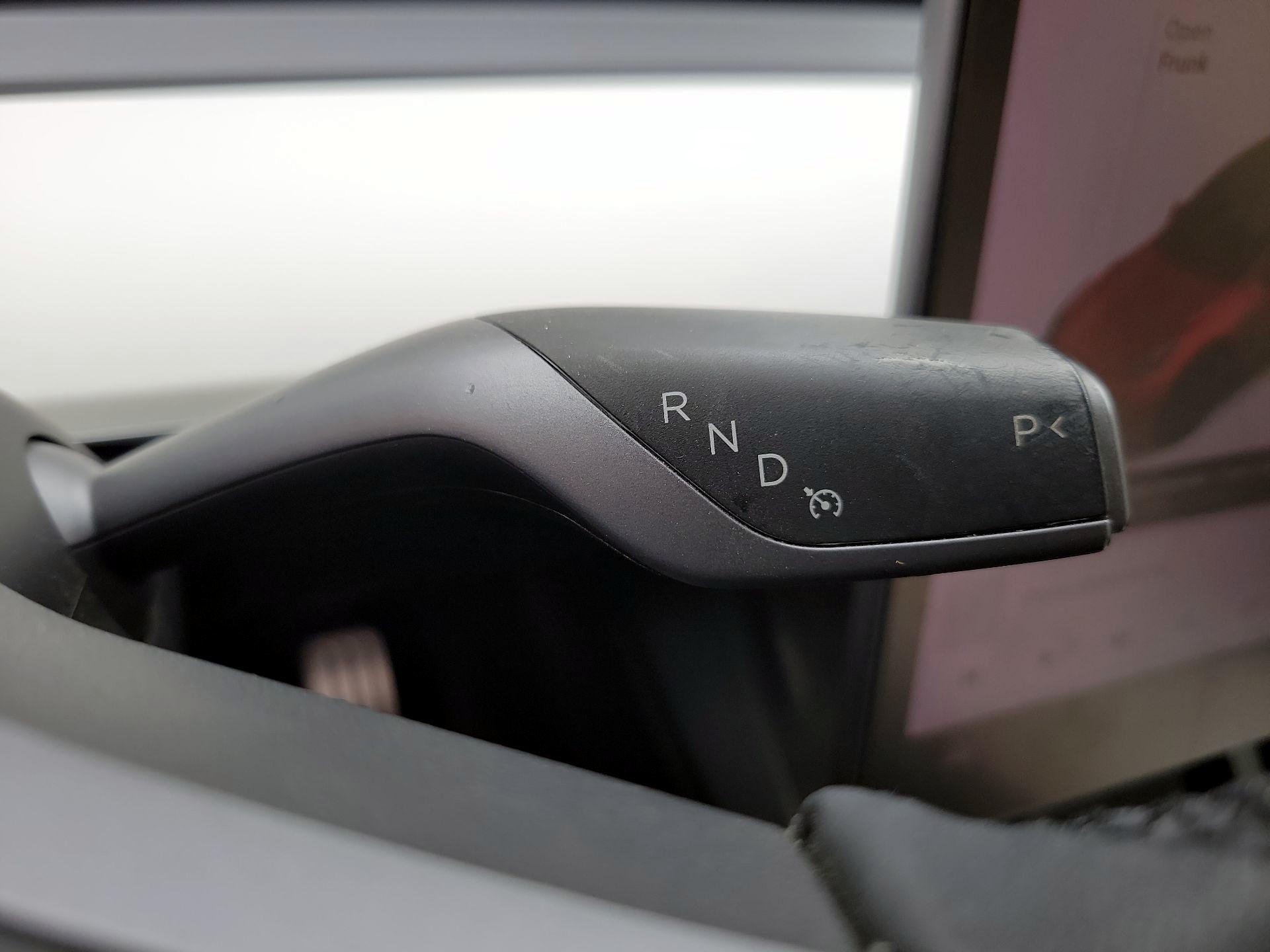 Thumbnail: 2022 Tesla Model Y - 17