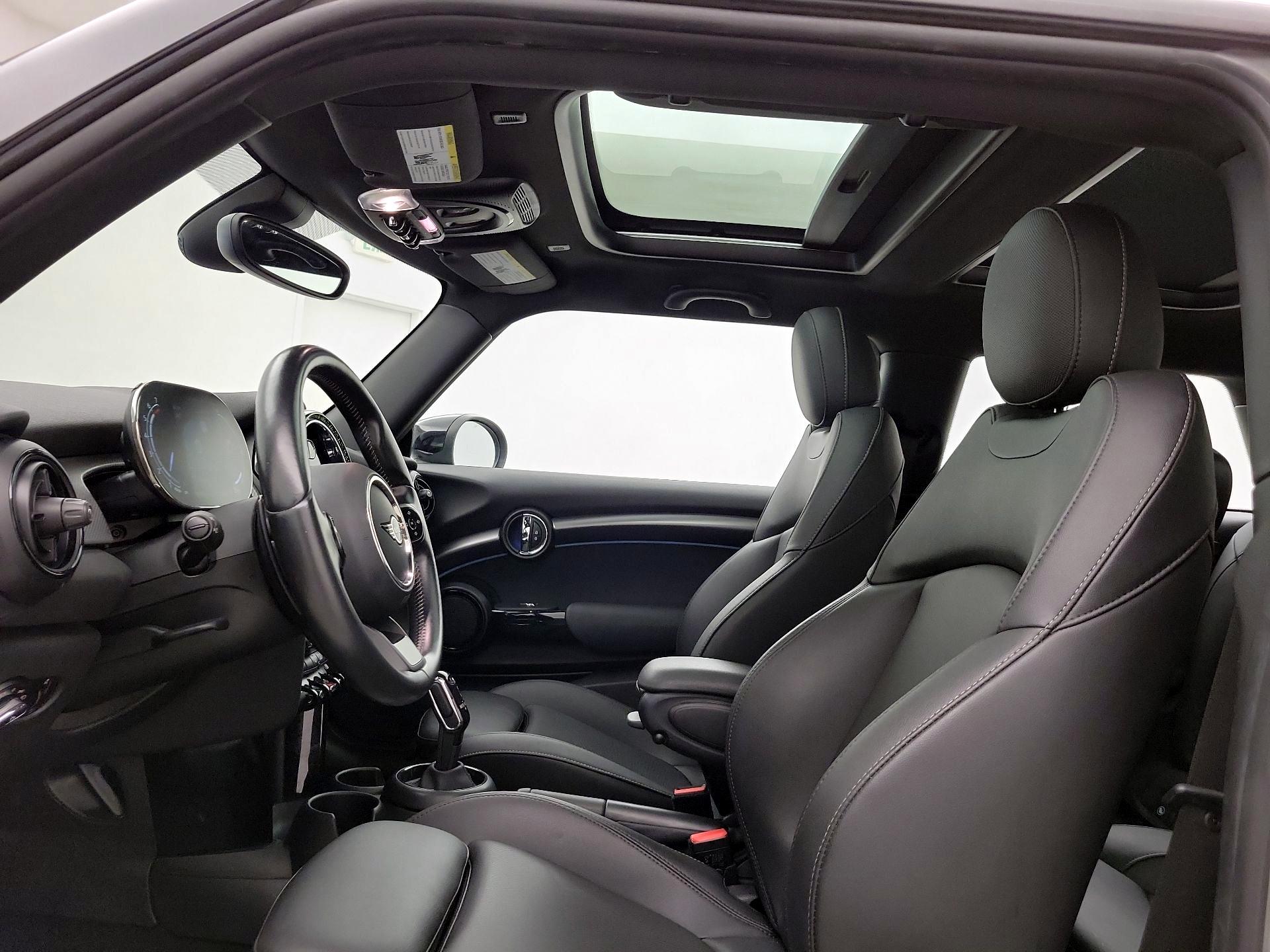 Thumbnail: 2023 MINI Cooper Hardtop - 19