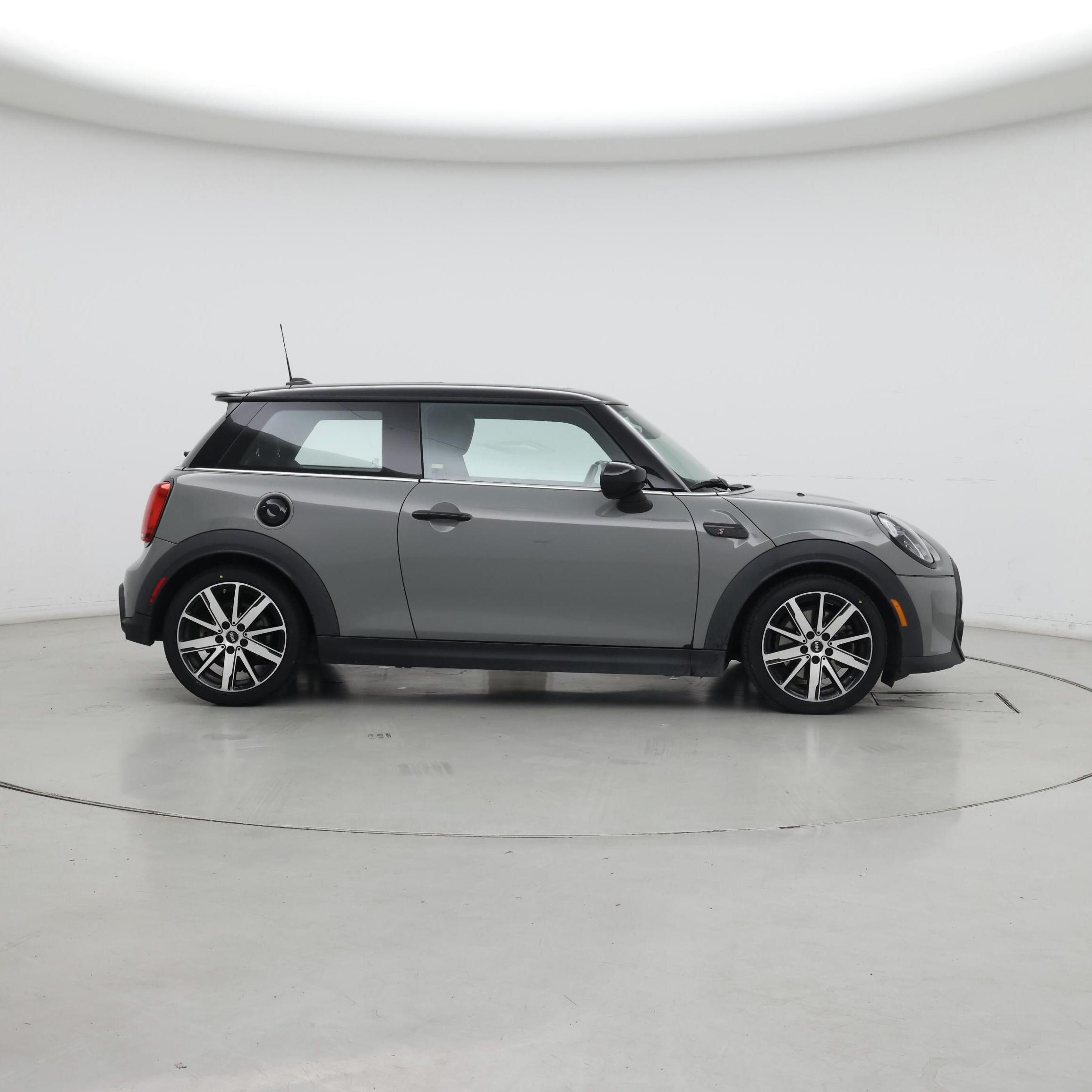 Thumbnail: 2023 MINI Cooper Hardtop - 7