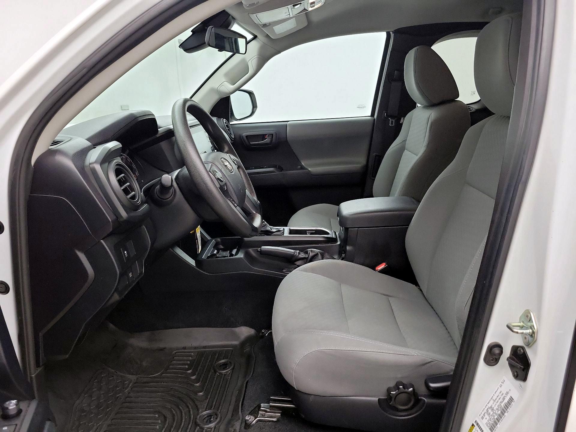 Thumbnail: 2020 Toyota Tacoma - 11