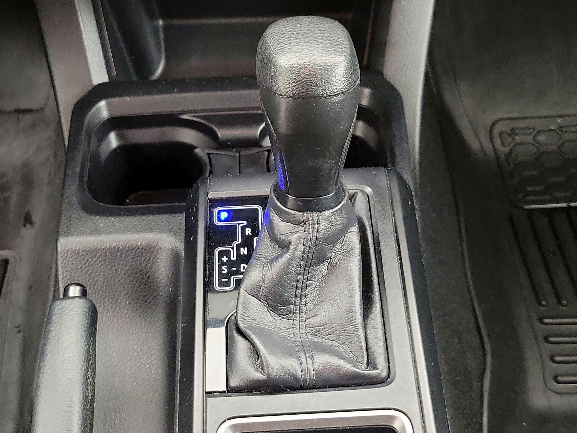 Thumbnail: 2020 Toyota Tacoma - 17