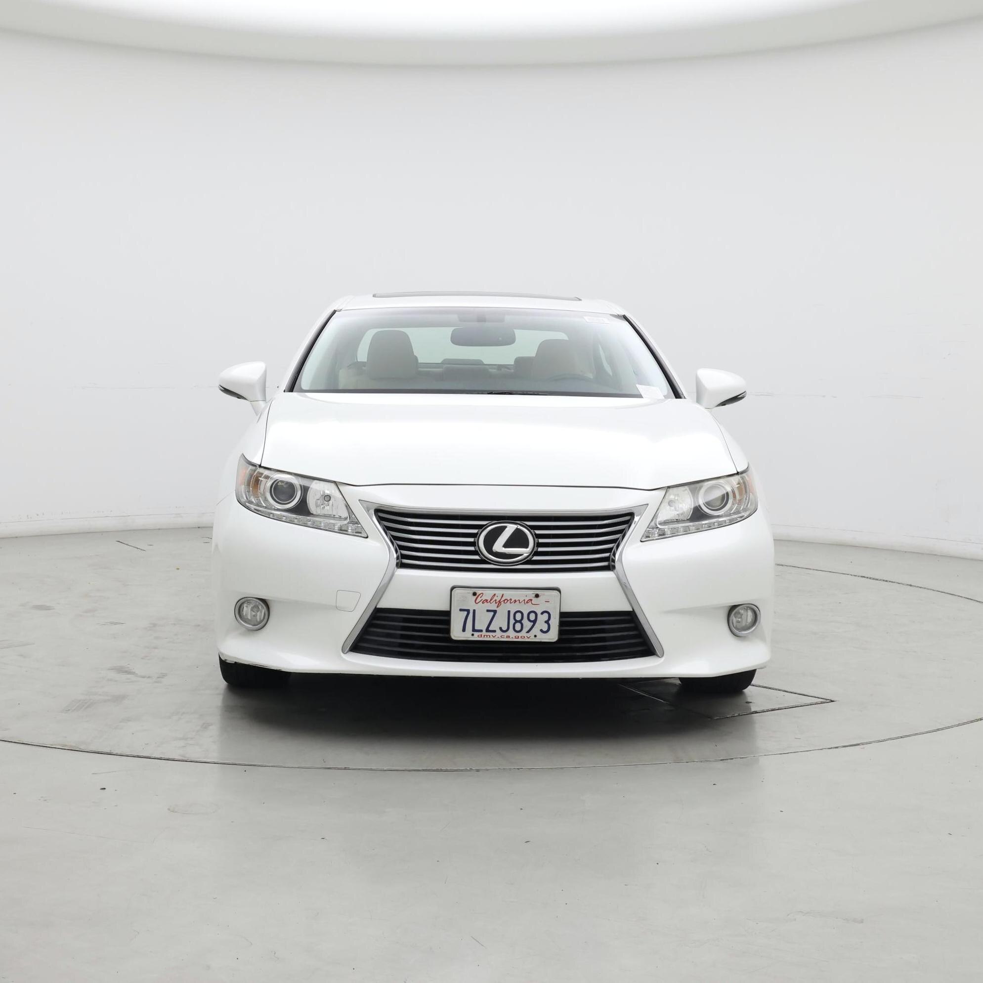 Thumbnail: 2015 Lexus ES - 5