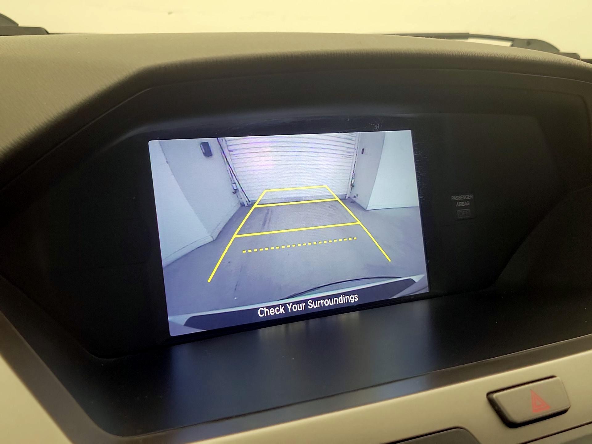 Thumbnail: 2016 Honda Odyssey - 14