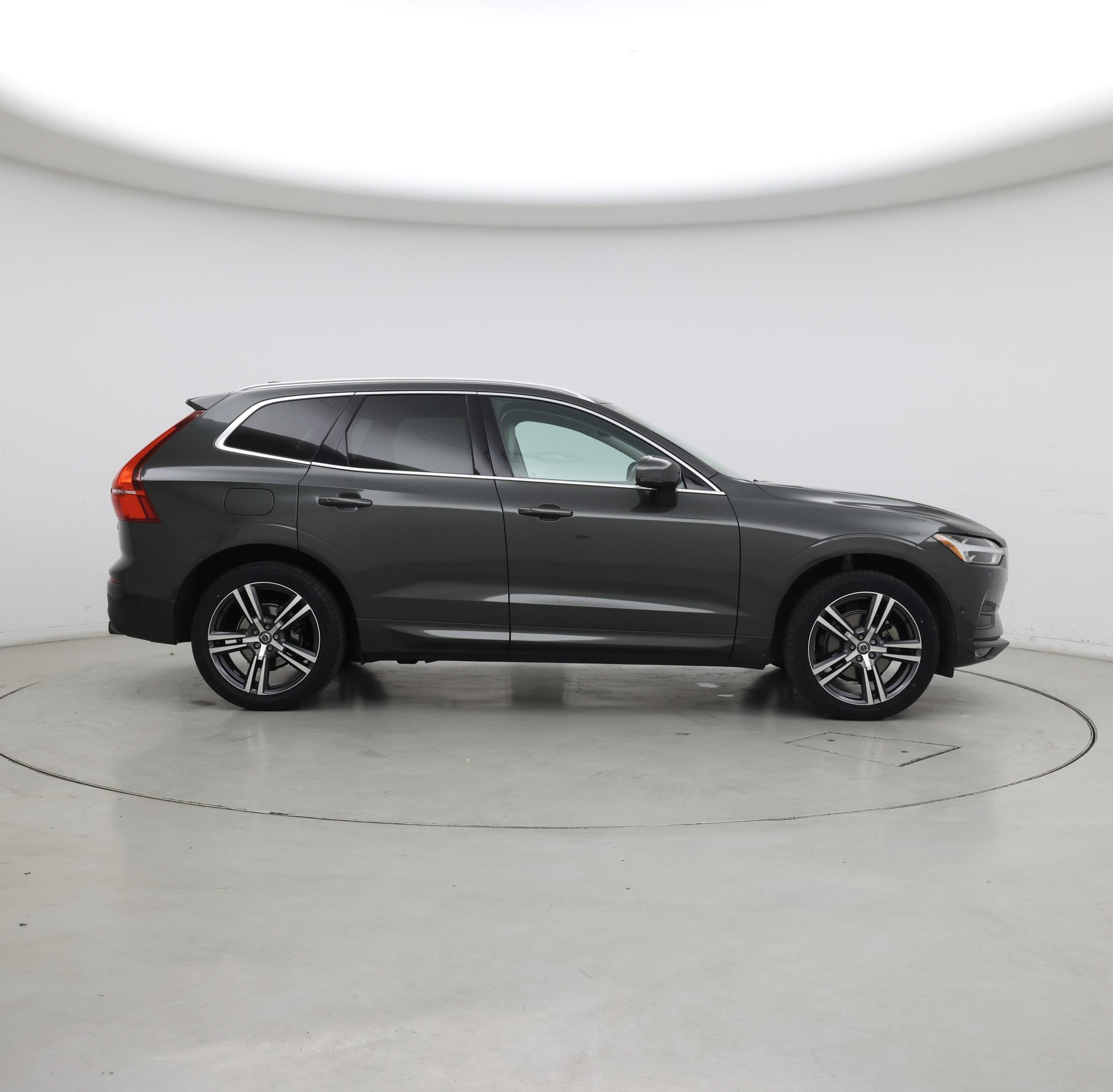 Thumbnail: 2019 Volvo XC60 - 7
