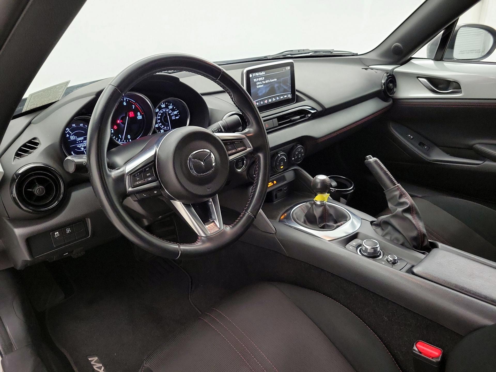 Thumbnail: 2016 Mazda MX-5 Miata - 9