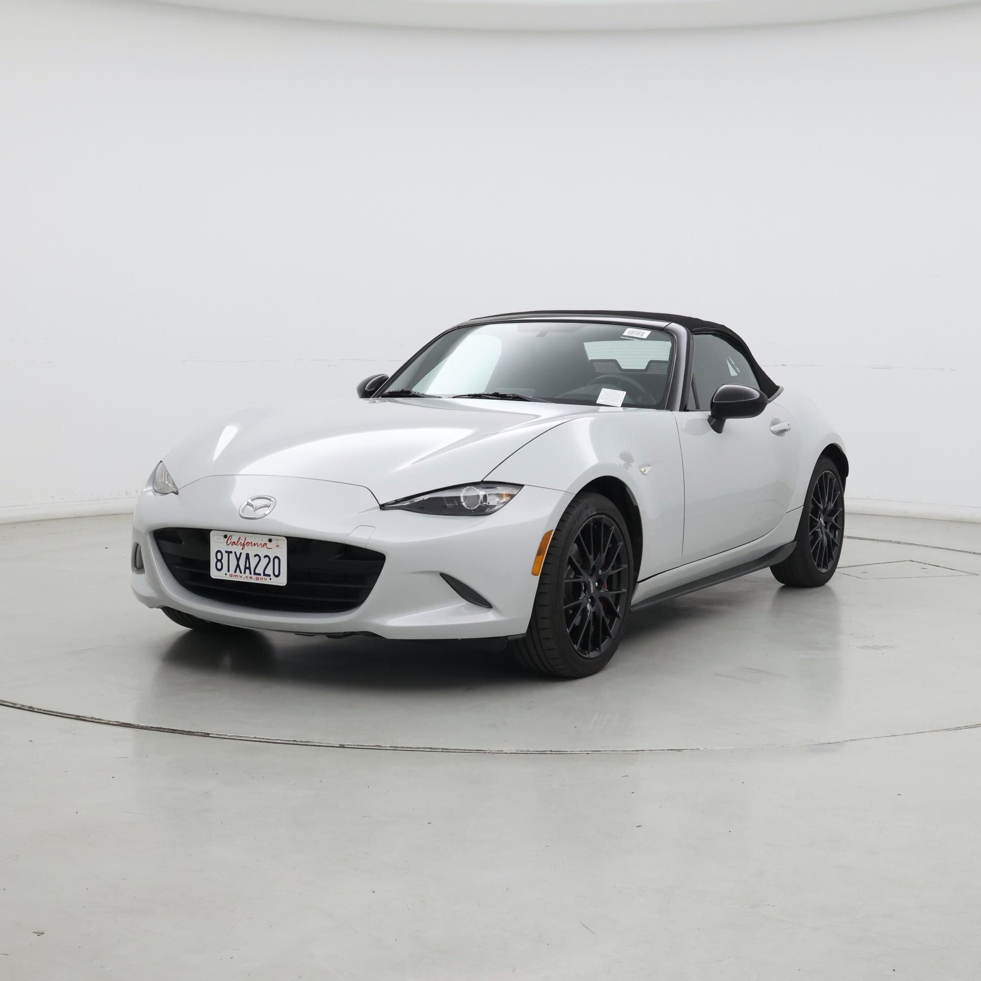 Thumbnail: 2016 Mazda MX-5 Miata - 4