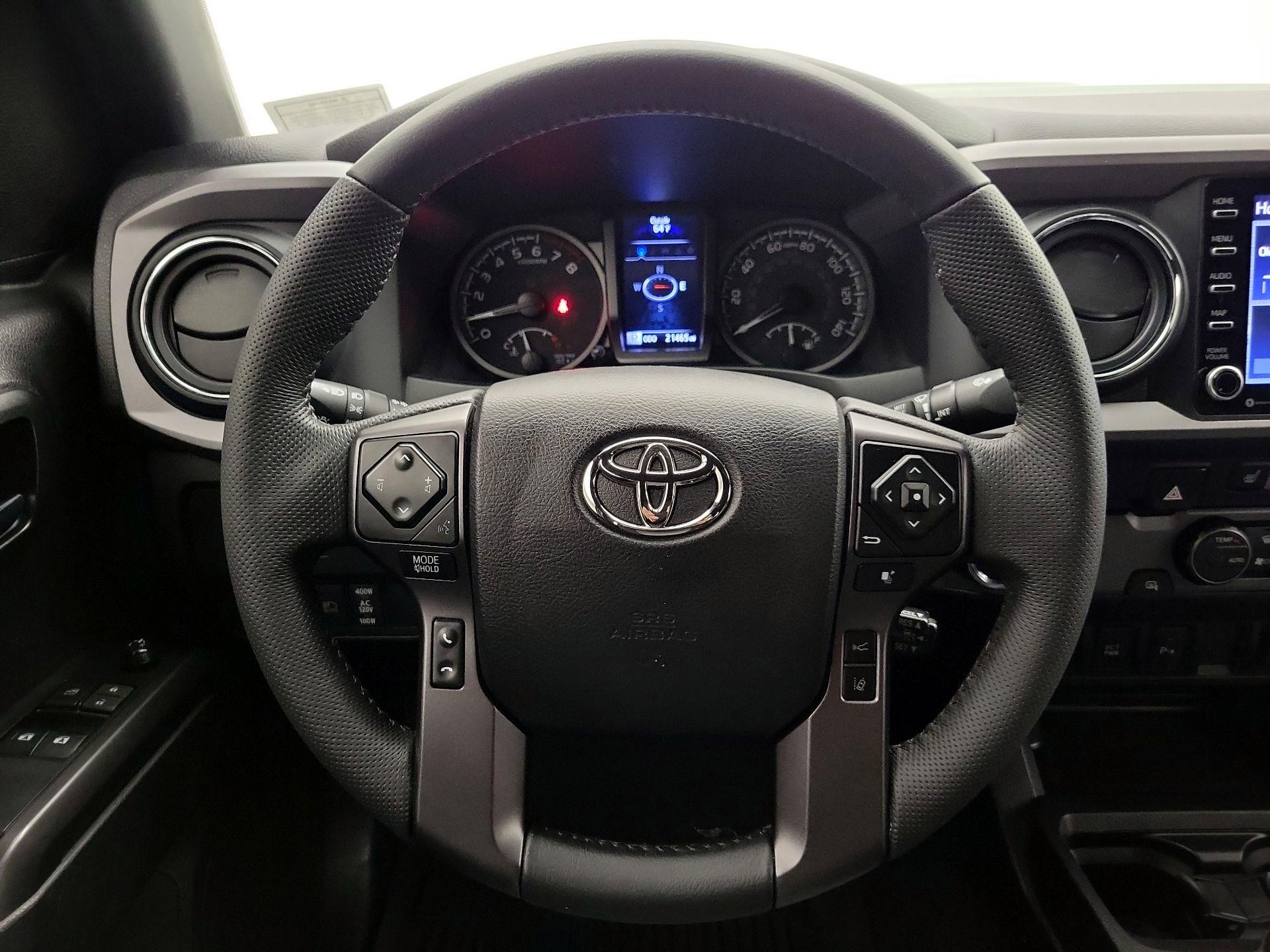 Thumbnail: 2022 Toyota Tacoma - 10