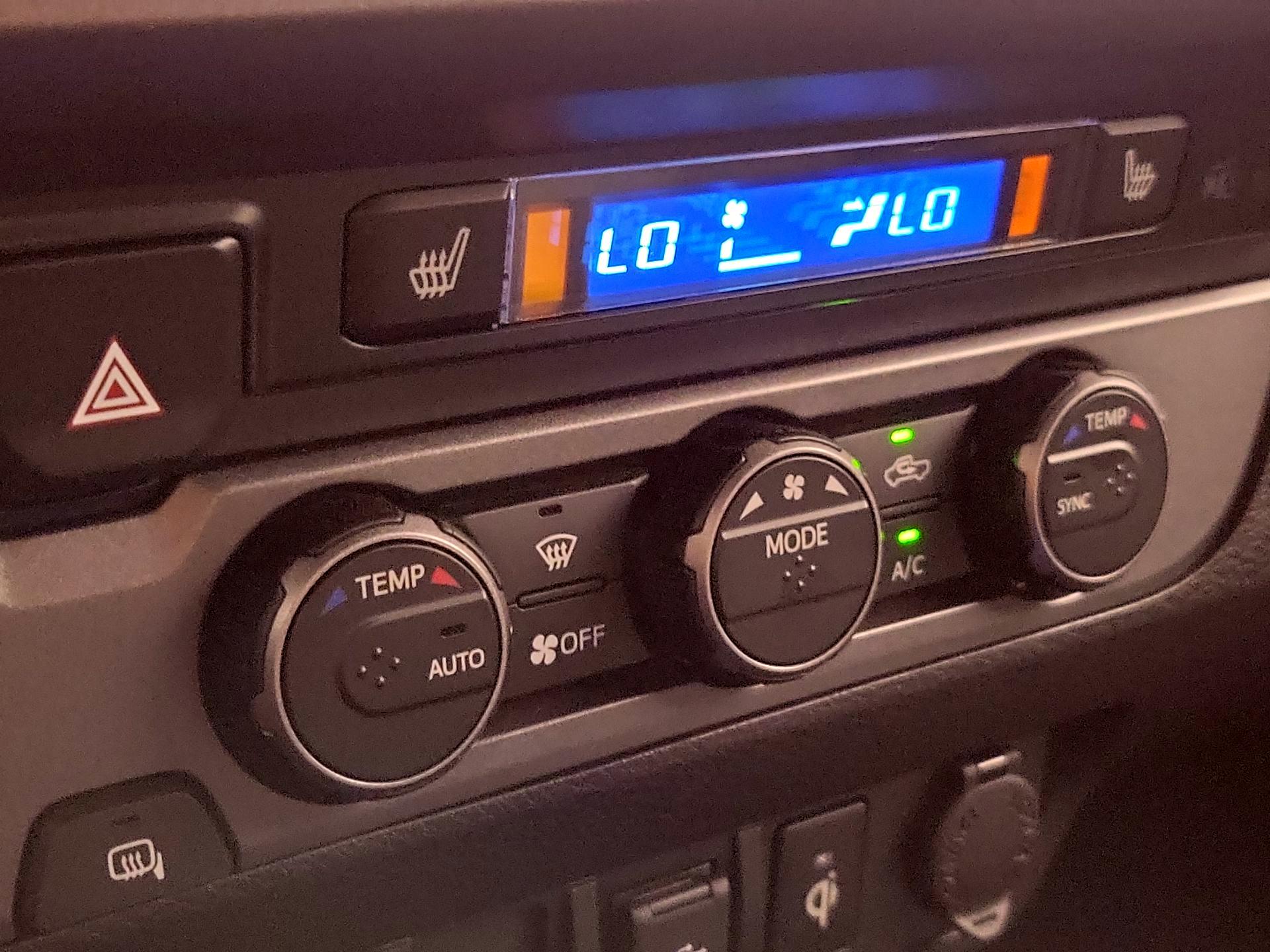 Thumbnail: 2022 Toyota Tacoma - 16