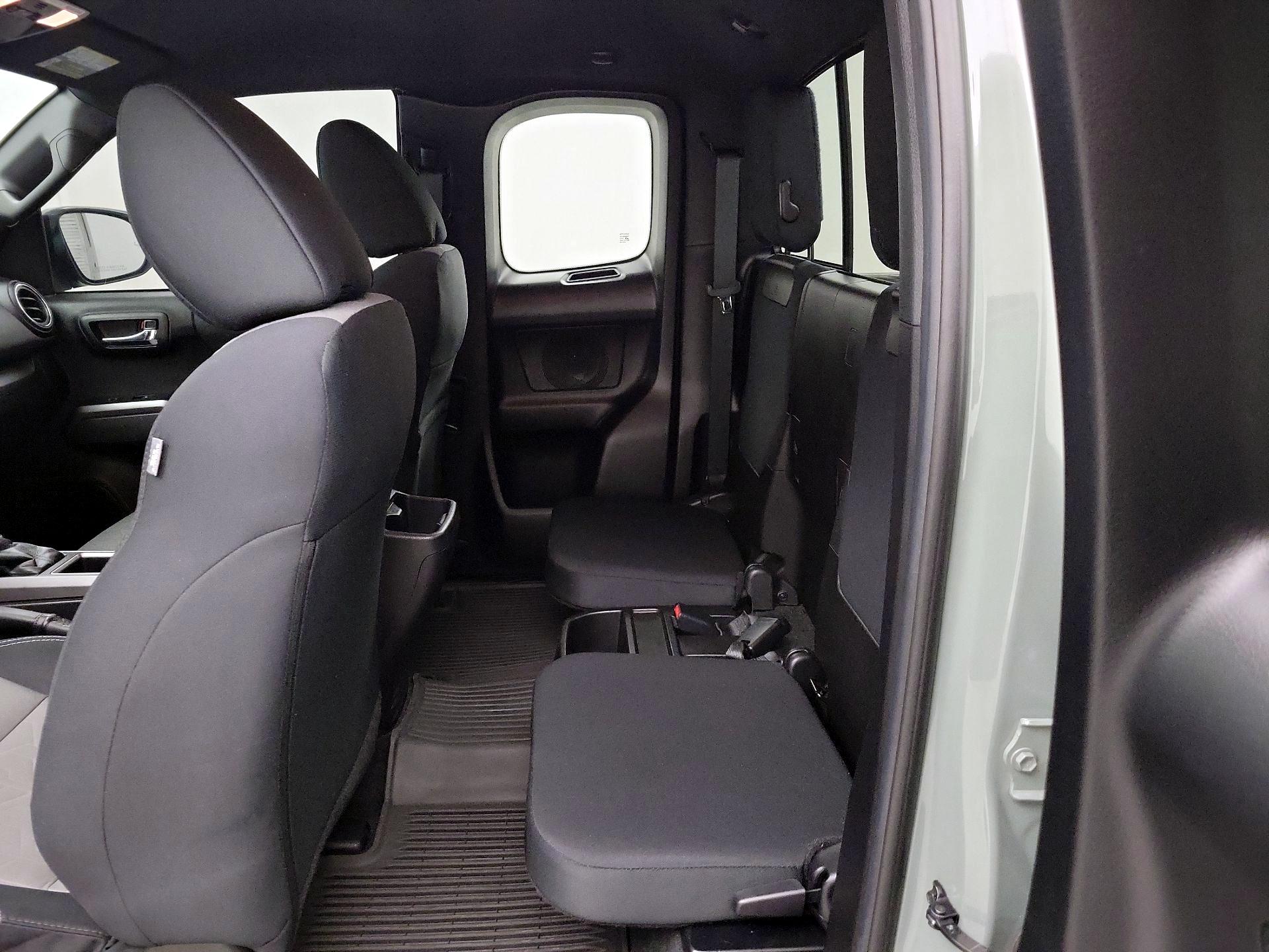 Thumbnail: 2022 Toyota Tacoma - 19