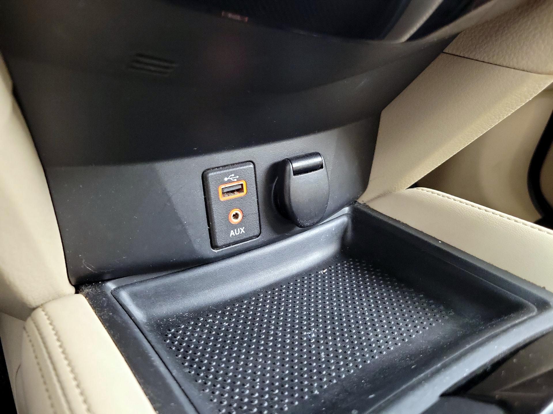 Thumbnail: 2017 Nissan Rogue - 19