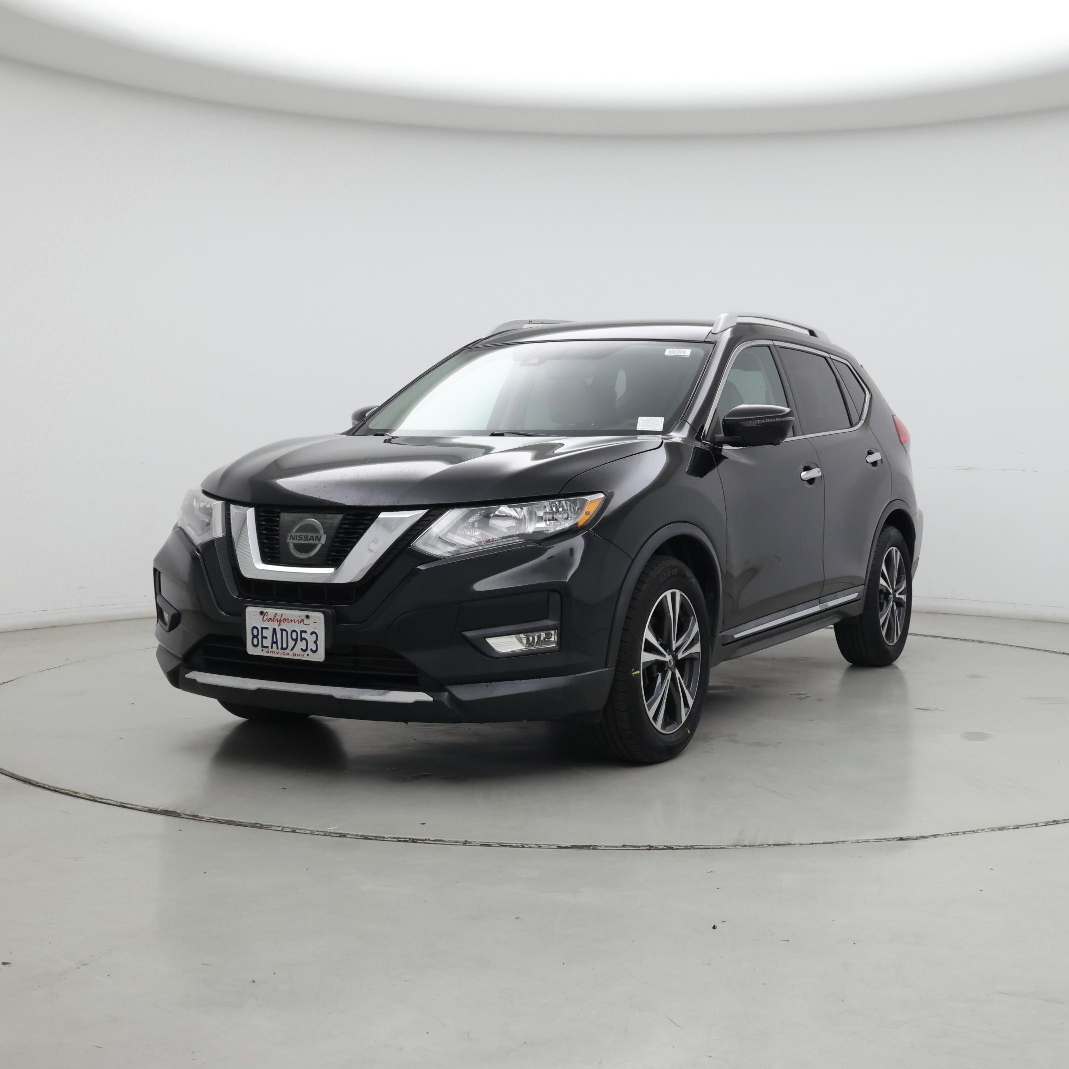 Thumbnail: 2017 Nissan Rogue - 4