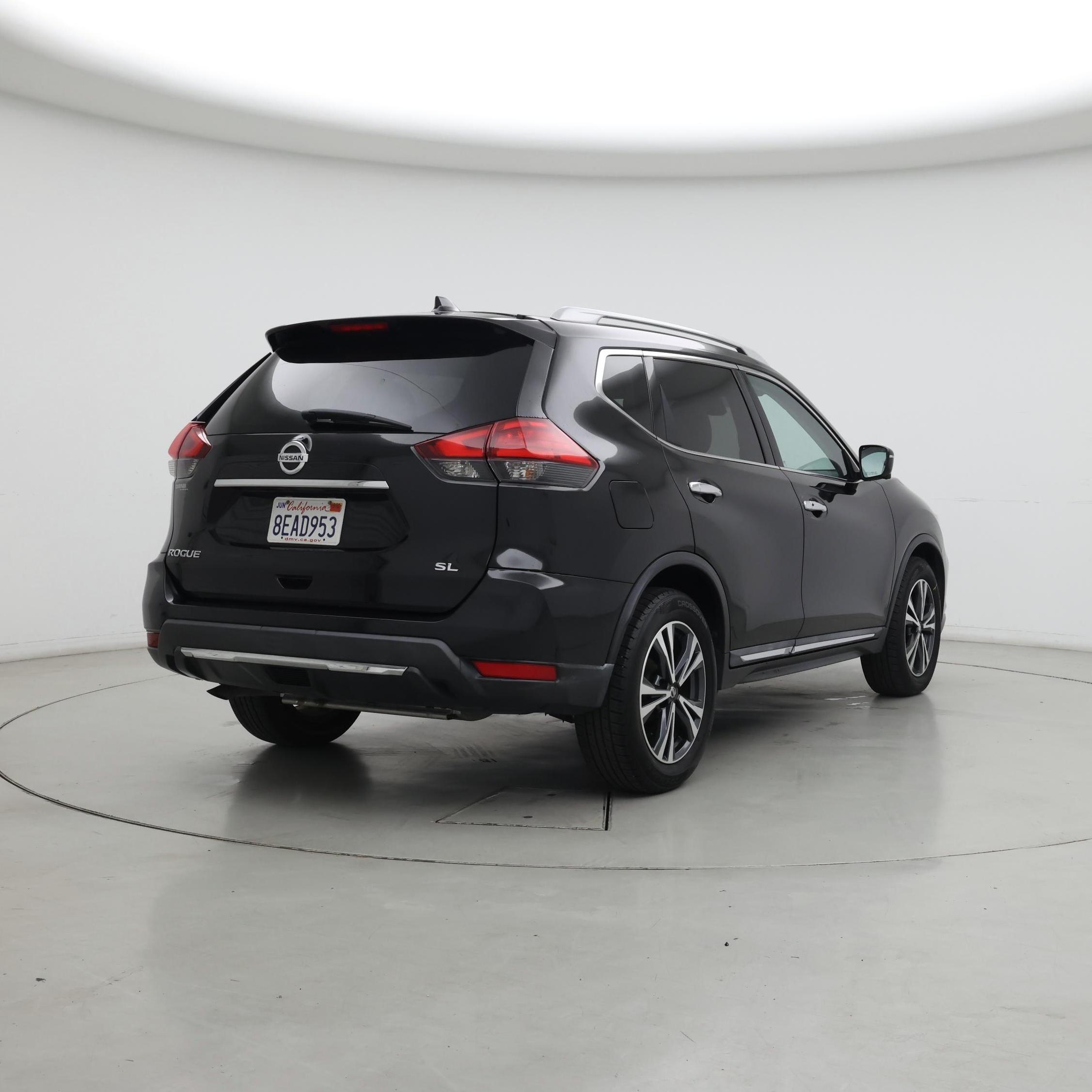 Thumbnail: 2017 Nissan Rogue - 8