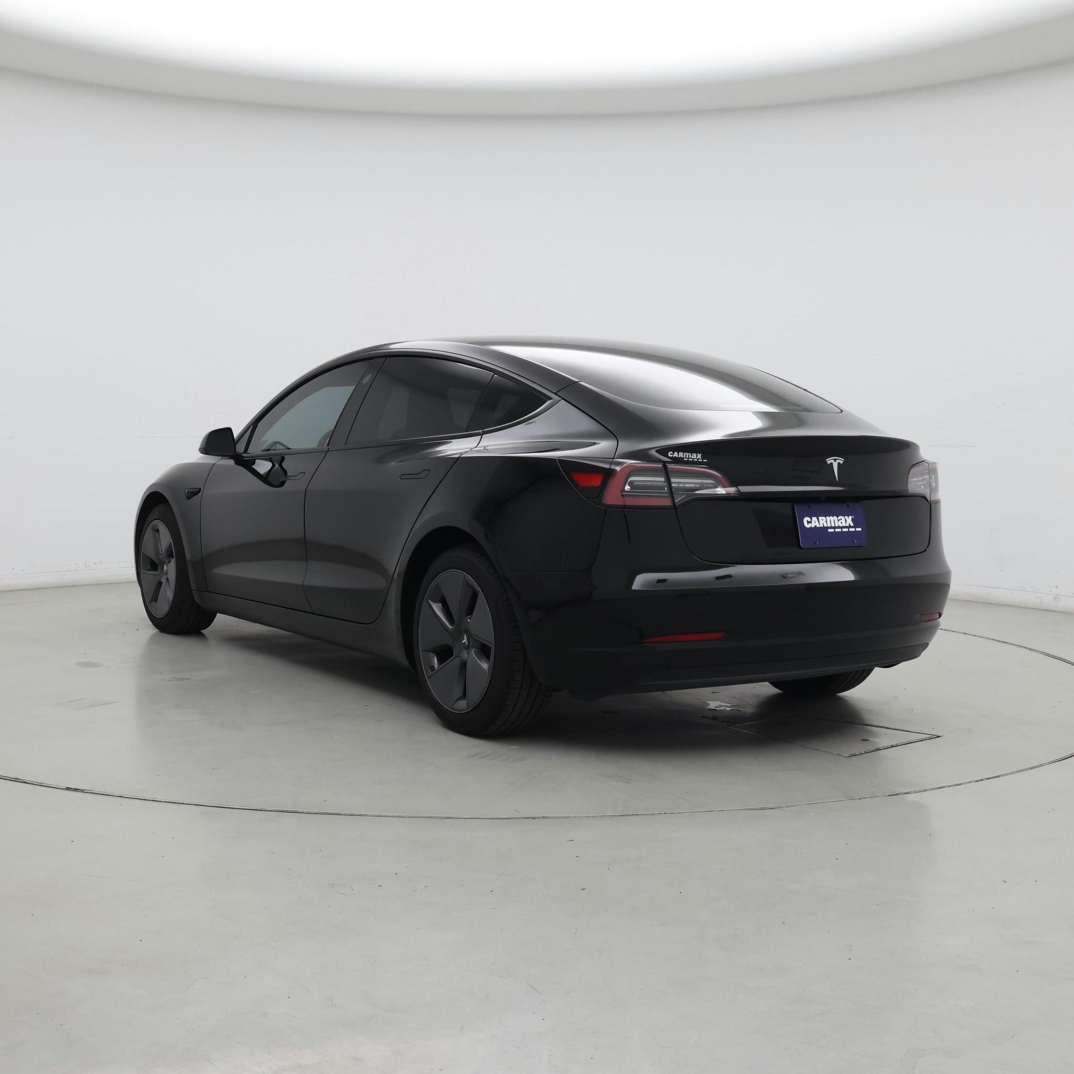 Thumbnail: 2023 Tesla Model 3 - 2