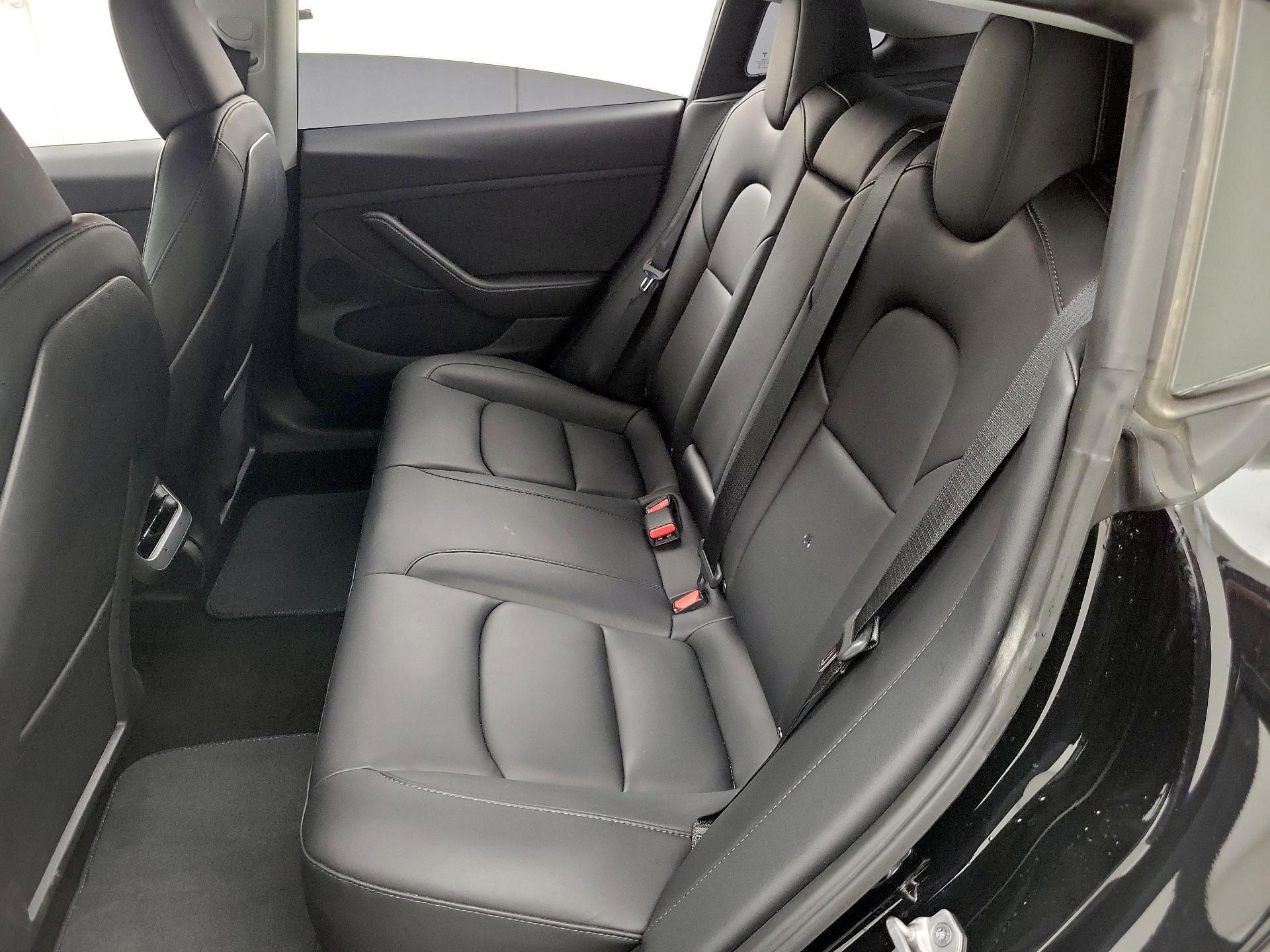 Thumbnail: 2023 Tesla Model 3 - 20