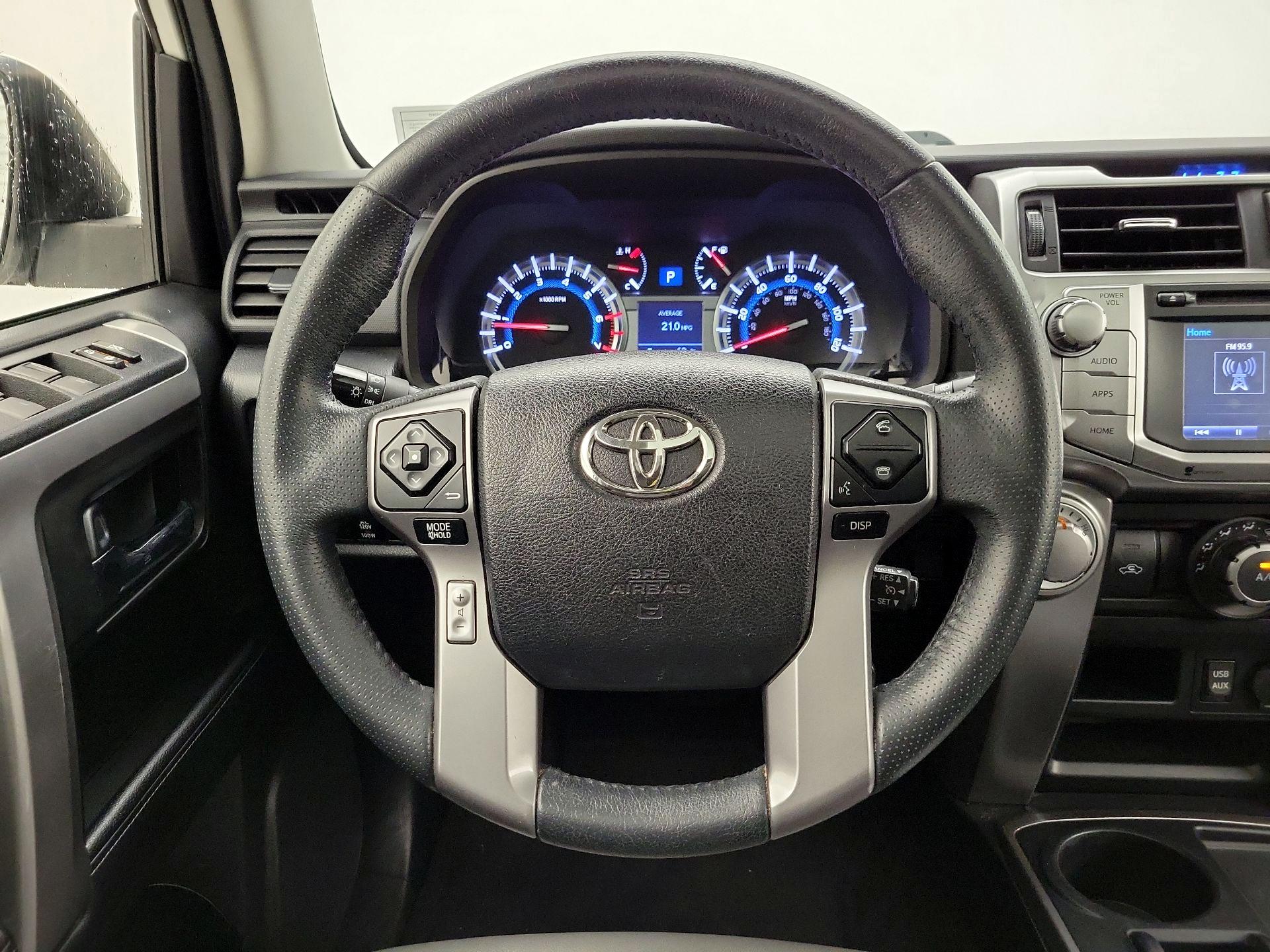 Thumbnail: 2019 Toyota 4Runner - 10