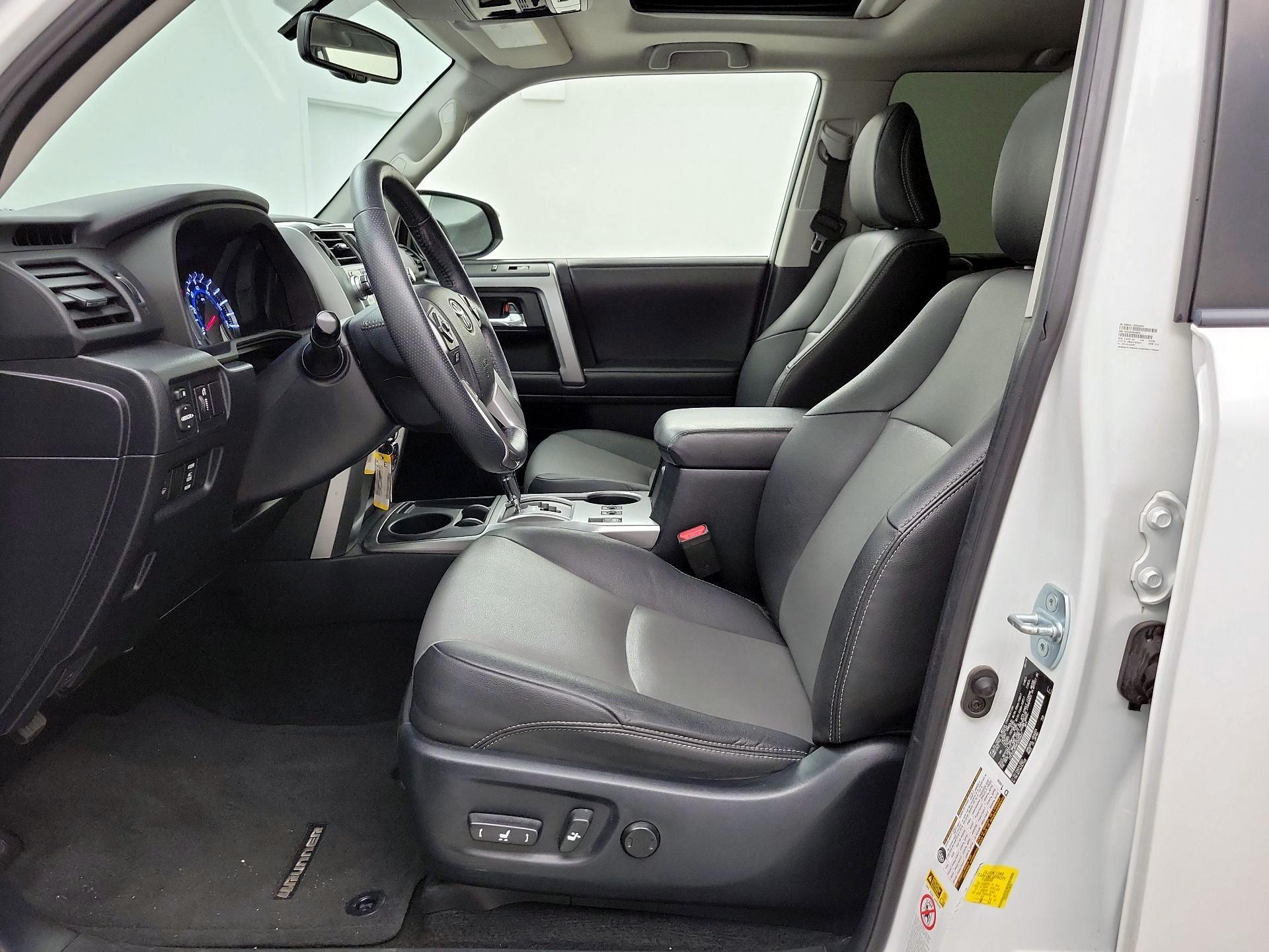 Thumbnail: 2019 Toyota 4Runner - 11