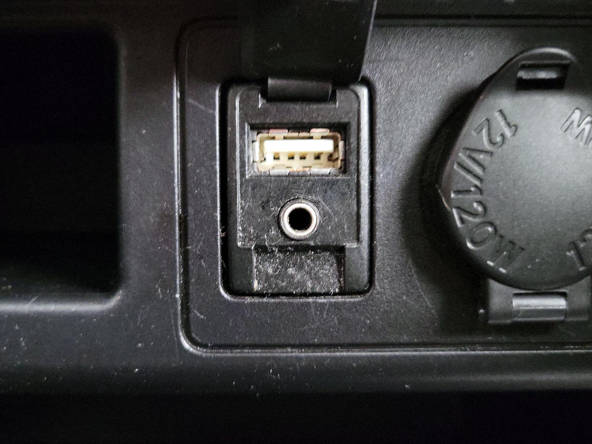 Thumbnail: 2019 Toyota 4Runner - 19