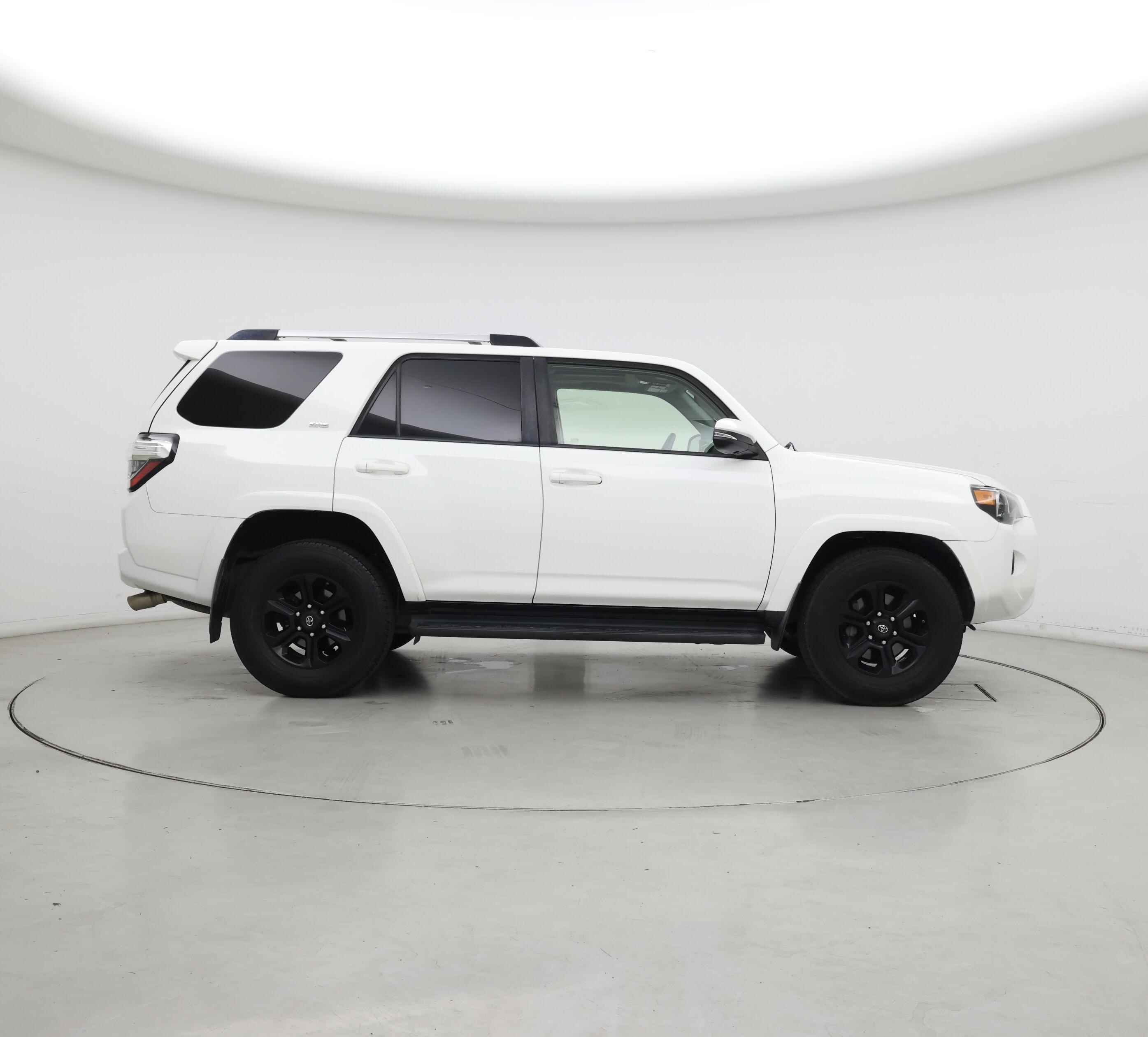 Thumbnail: 2019 Toyota 4Runner - 7