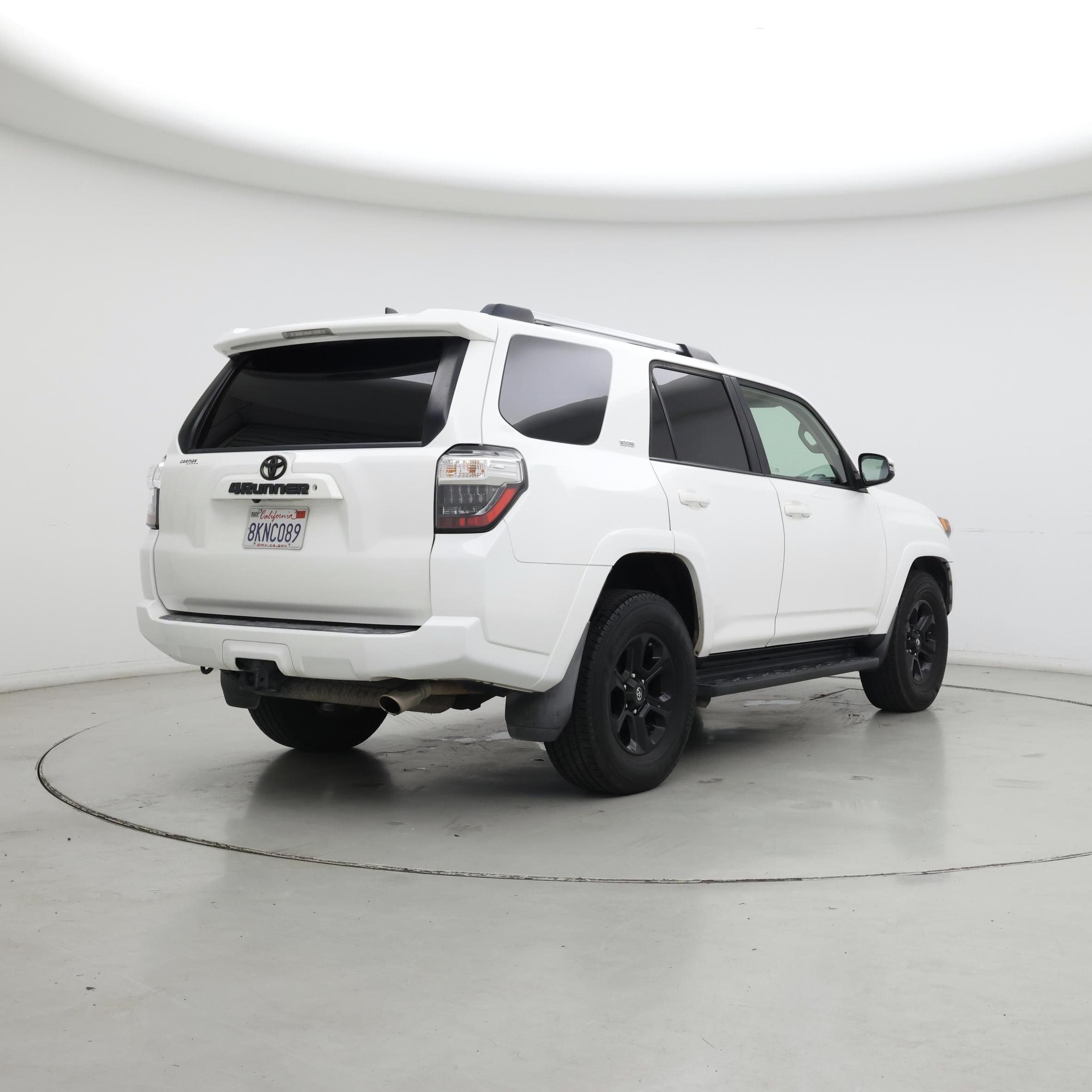 Thumbnail: 2019 Toyota 4Runner - 8