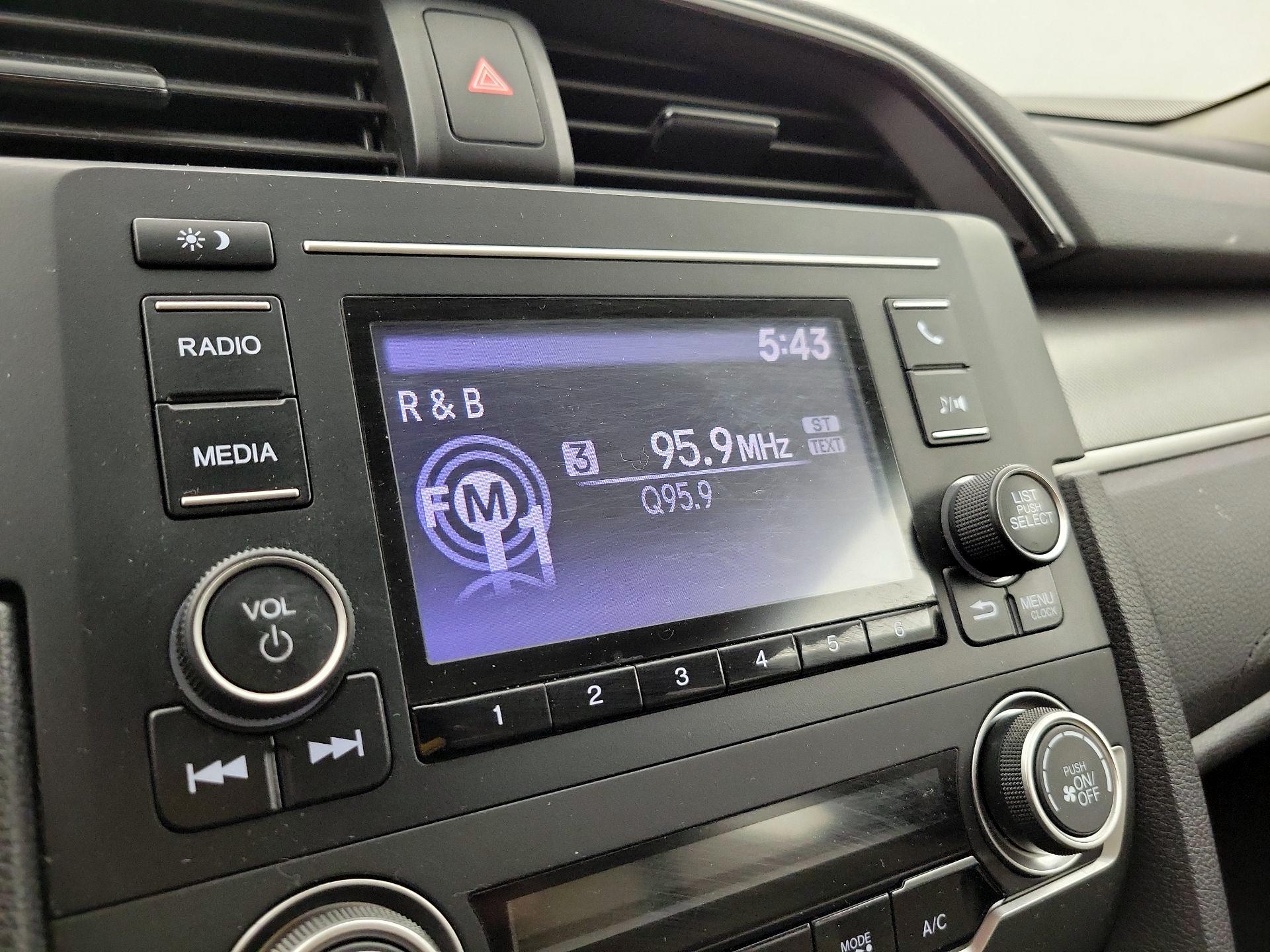 Thumbnail: 2017 Honda Civic - 15