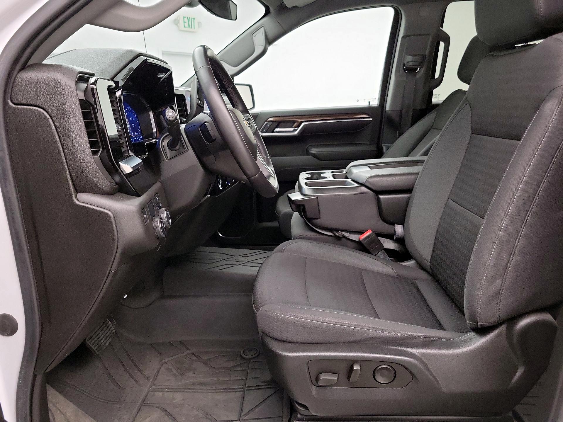 Thumbnail: 2023 Chevrolet Silverado 1500 - 11